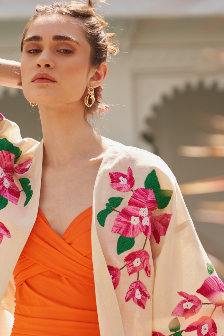 LA FLOR IVORY COLOR BOUGAINVILLEA CHUNKY HAND EMBROIDERED LINEN FABRIC SHRUG WITH SASH