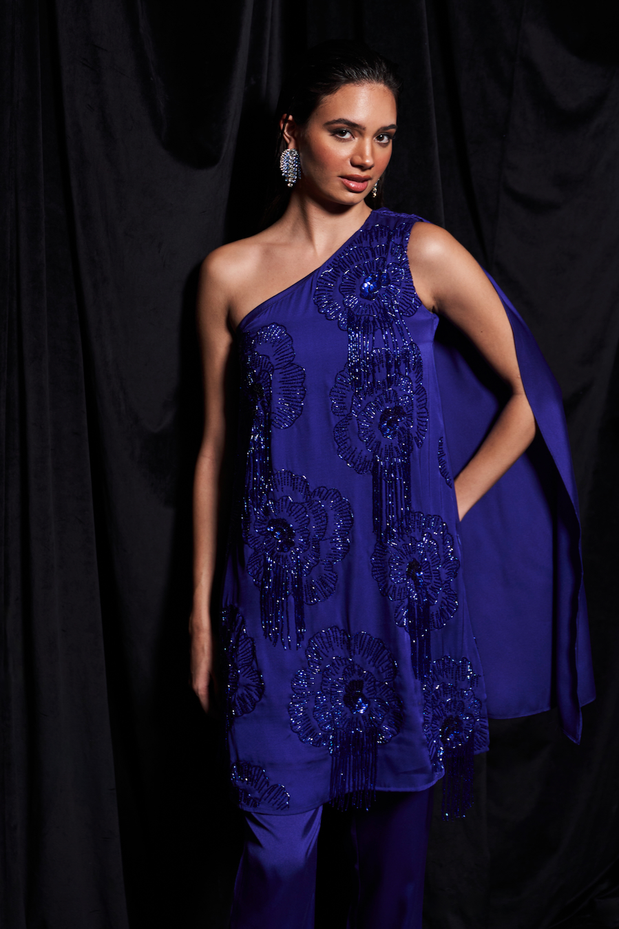 LEILA ELECTRIC BLUE ONE SIDE SHOULDER GLASS BEADS HAND EMBROIDERY TRAIL TUNIC AND STRAIGHT PANTS CO-ORDINATE