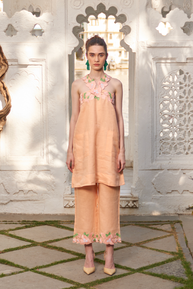 LA FLOR PEACH COLOR BOUGAINVILLEA CHUNKY HAND EMBROIDERED LINEN FABRIC HALTER NECK TUNIC AND PANTS CO-ORDINATE