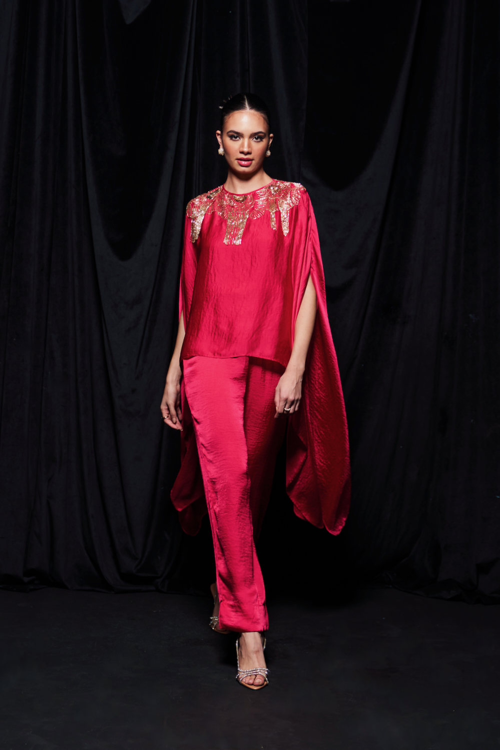 LEILA DIVA PINK CAPE AND STRAIGHT PANTS CO-ORDINATE WITH GLISTENING GOLD GLASS BEADS HAND EMBROIDERY
