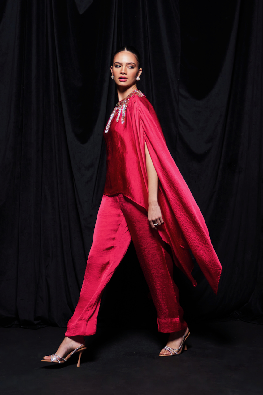 LEILA DIVA PINK CAPE AND STRAIGHT PANTS CO-ORDINATE WITH GLISTENING GOLD GLASS BEADS HAND EMBROIDERY