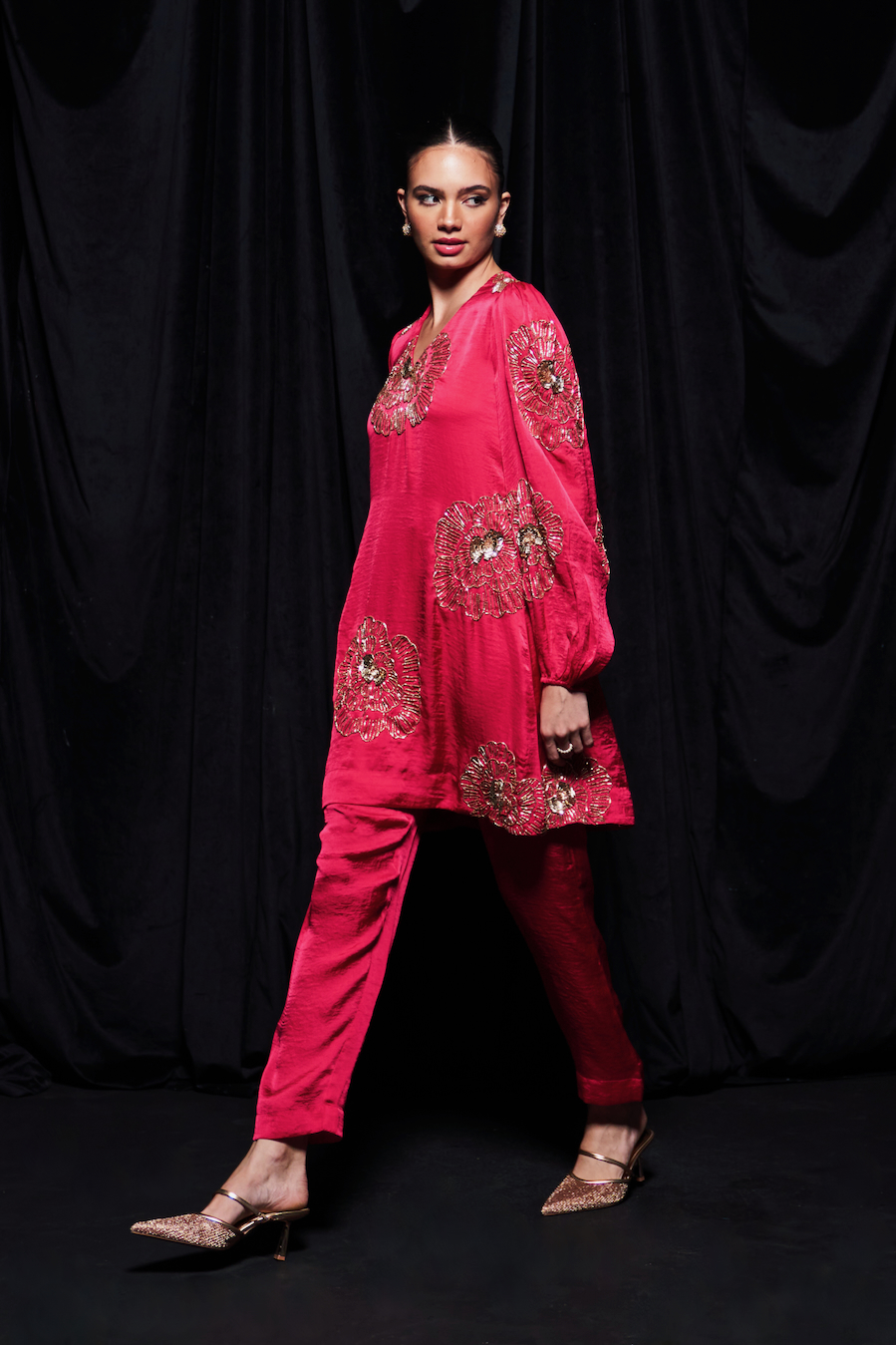 LEILA DIVA PINK COLOR TEXTURED SATIN FULL SLEEVES GOLD GLASS BEADS HAND EMBROIDERED TUNIC AND PLAIN PANTS CO-ORDINATE