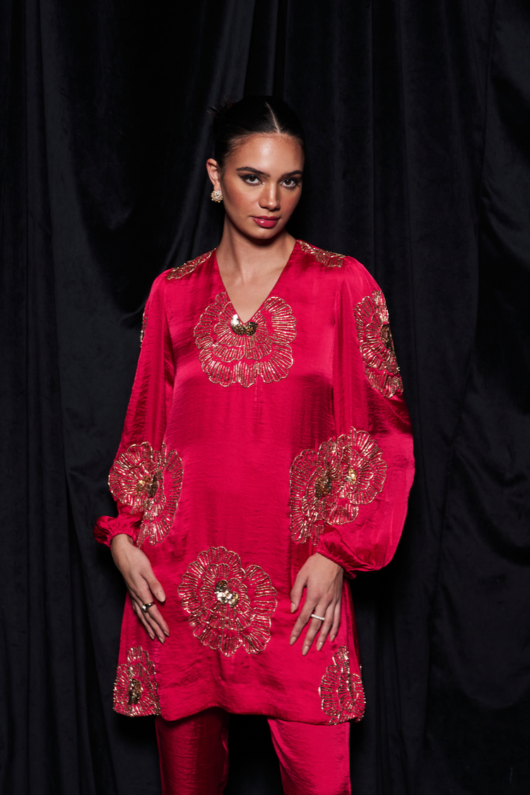 LEILA DIVA PINK COLOR TEXTURED SATIN FULL SLEEVES GOLD GLASS BEADS HAND EMBROIDERED TUNIC AND PLAIN PANTS CO-ORDINATE