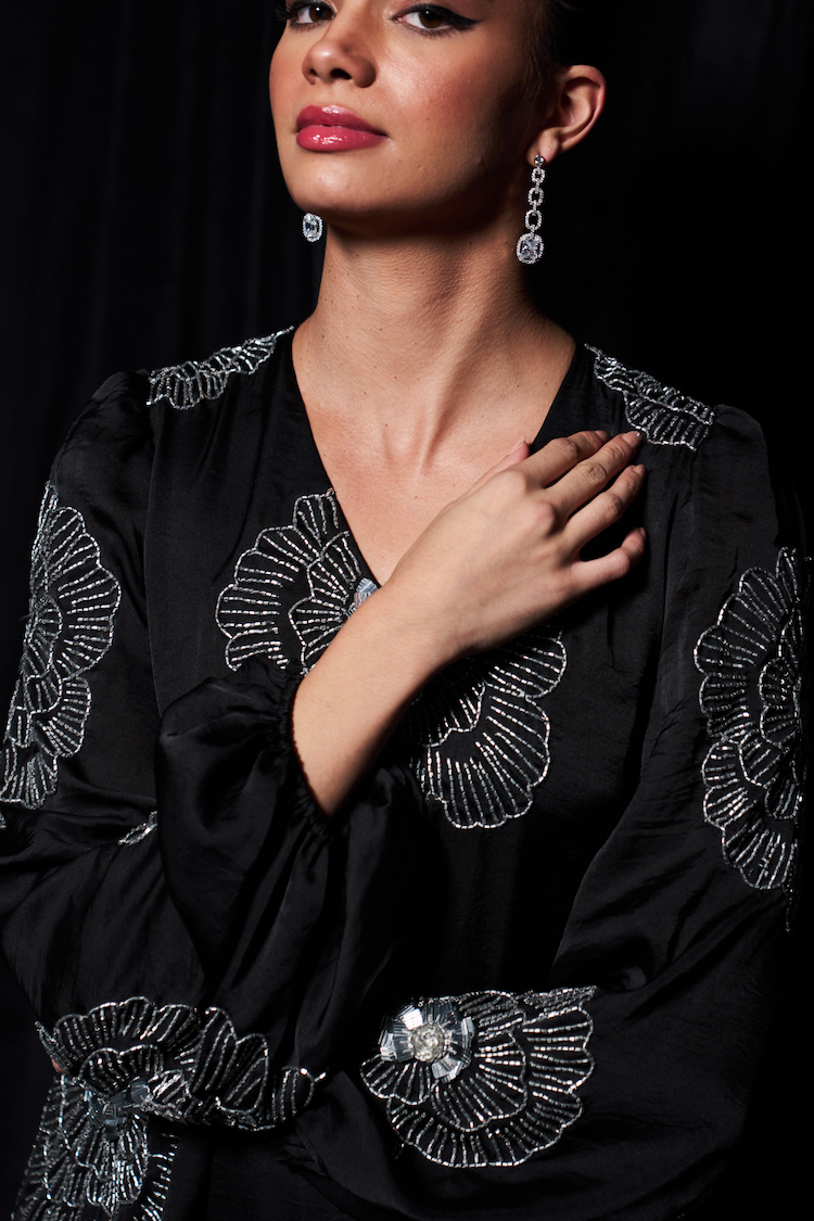 LEILA BLACK COLOR TEXTURED SATIN FULL LENGTH SLEEVES TUNIC WITH SILVER GLASS BEADS HAND EMBROIDERY ALL OVER AND PLAIN PANTS