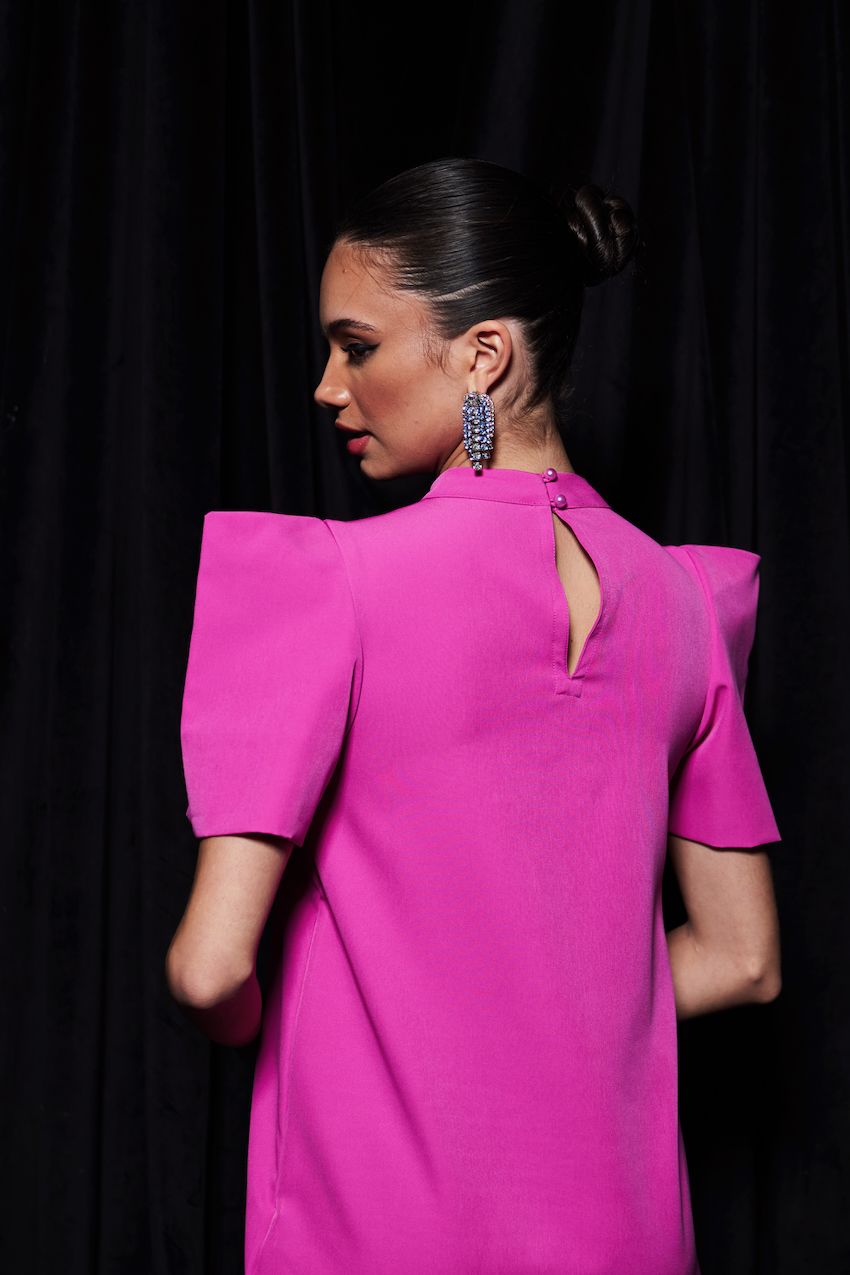 LEILA HOT PINK COLOR KNEE LENGTH STRAIGHT FIT PARTY DRESS WITH BOX SLEEVES