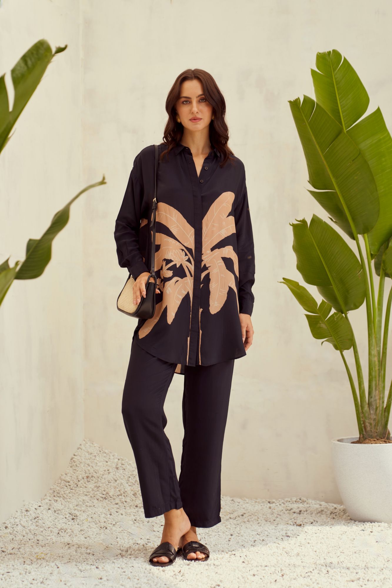 MALIBU-02 BLACK COLOR PLACEMENT PRINT VISCOSE CREPE SHIRT TUNIC AND PANTS CO-ORD SET