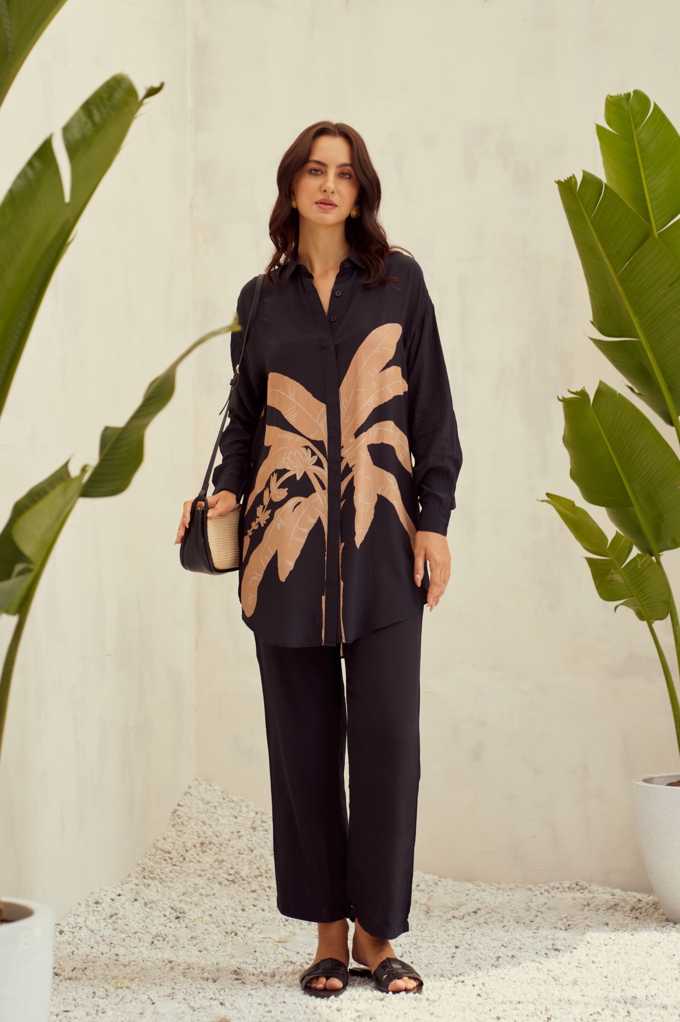 MALIBU-02 BLACK COLOR PLACEMENT PRINT VISCOSE CREPE SHIRT TUNIC AND PANTS CO-ORD SET