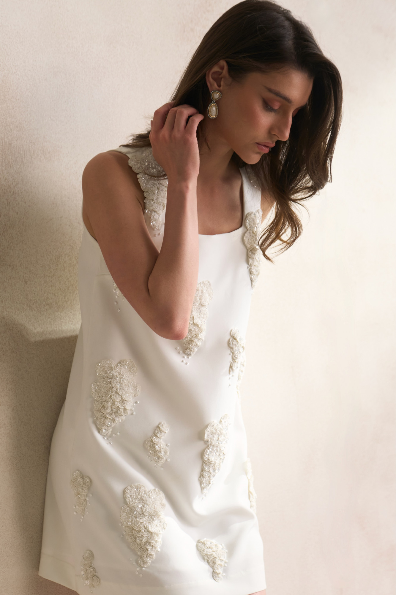 LEILA 03 WHITE COLOUR KNEE LENGTH SHIFT DRESS WITH WHITE SEQUIN 3D FLOWER EMBROIDERY