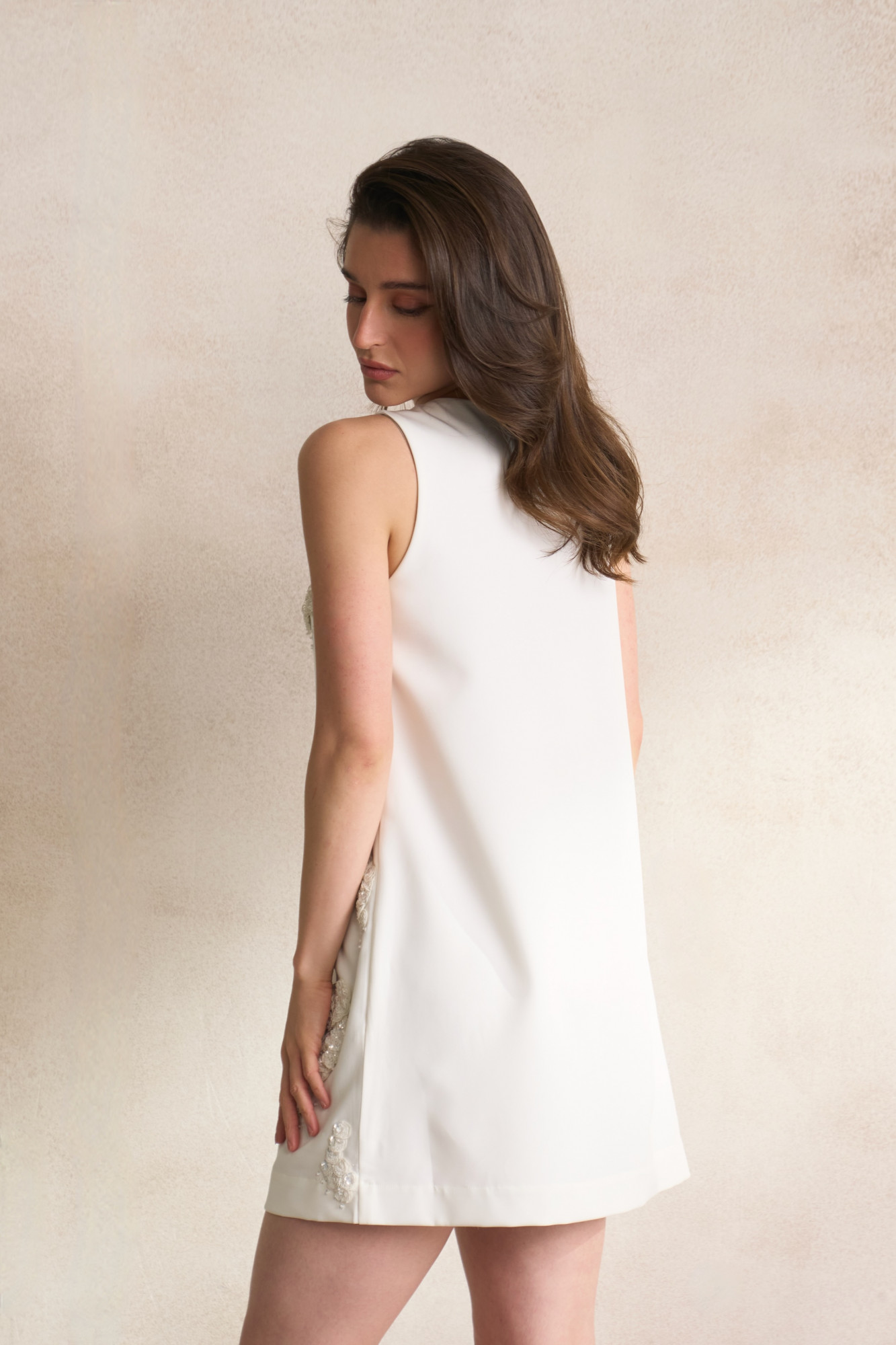 LEILA 03 WHITE COLOUR KNEE LENGTH SHIFT DRESS WITH WHITE SEQUIN 3D FLOWER EMBROIDERY