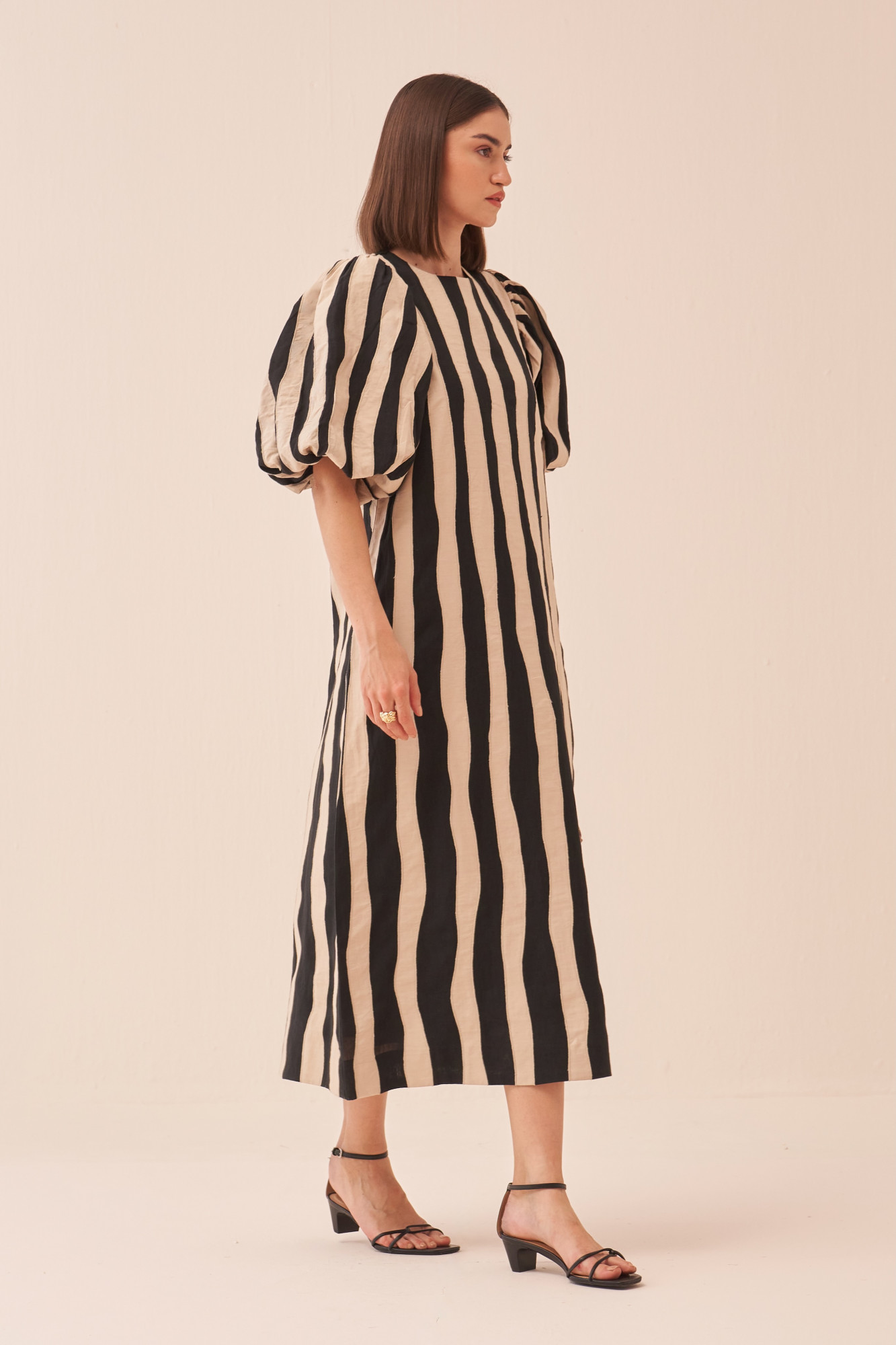 CASABLANCA BLACK COTTON LINEN MIDI LENGTH DRESS WITH ECRU COLOUR FABRIC STRIPES APPLIQUE EMBROIDERY