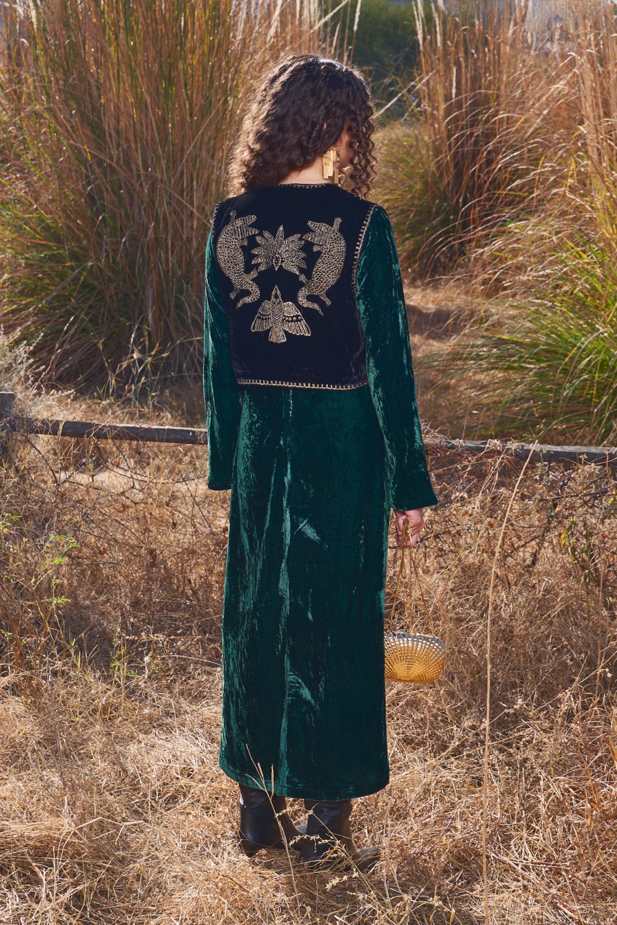 MATERIAL GIRL 03 BLACK VELVET SLEEVELESS JACKET WITH ZARI AND DABKA PITTA HAND EMBROIDERY