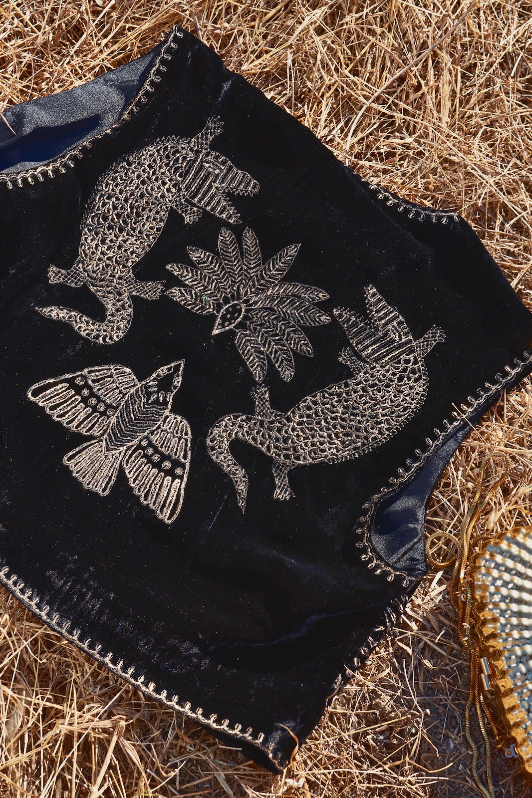 MATERIAL GIRL 03 BLACK VELVET SLEEVELESS JACKET WITH ZARI AND DABKA PITTA HAND EMBROIDERY