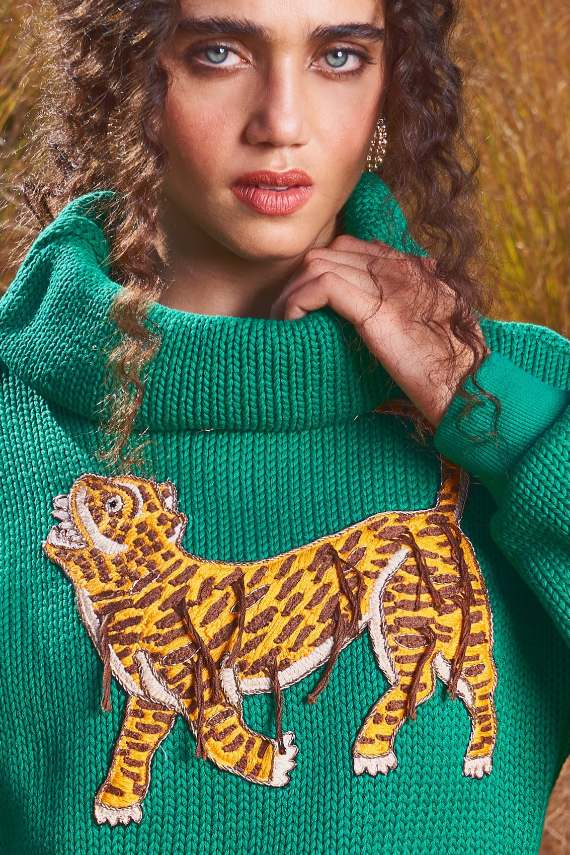 MATERIAL GIRL 03 GREEN COLOR SWEATER WITH THREAD AND DABKA HAND EMBROIDERY