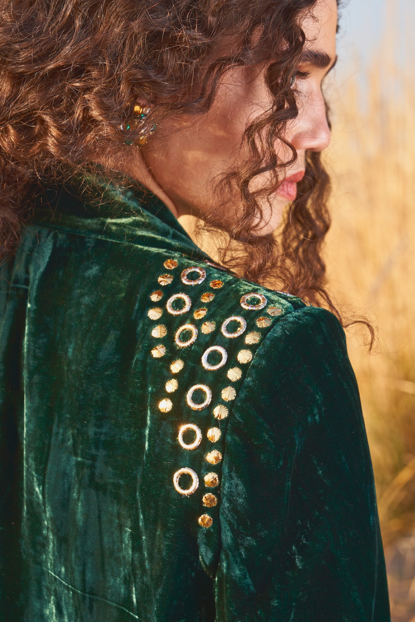 MATERIAL GIRL 03 BOTTLE GREEN COLOR SILK VELVET JACKET AND PANT CO-ORD SET WITH METAL THREAD HAND EMBROIDERY