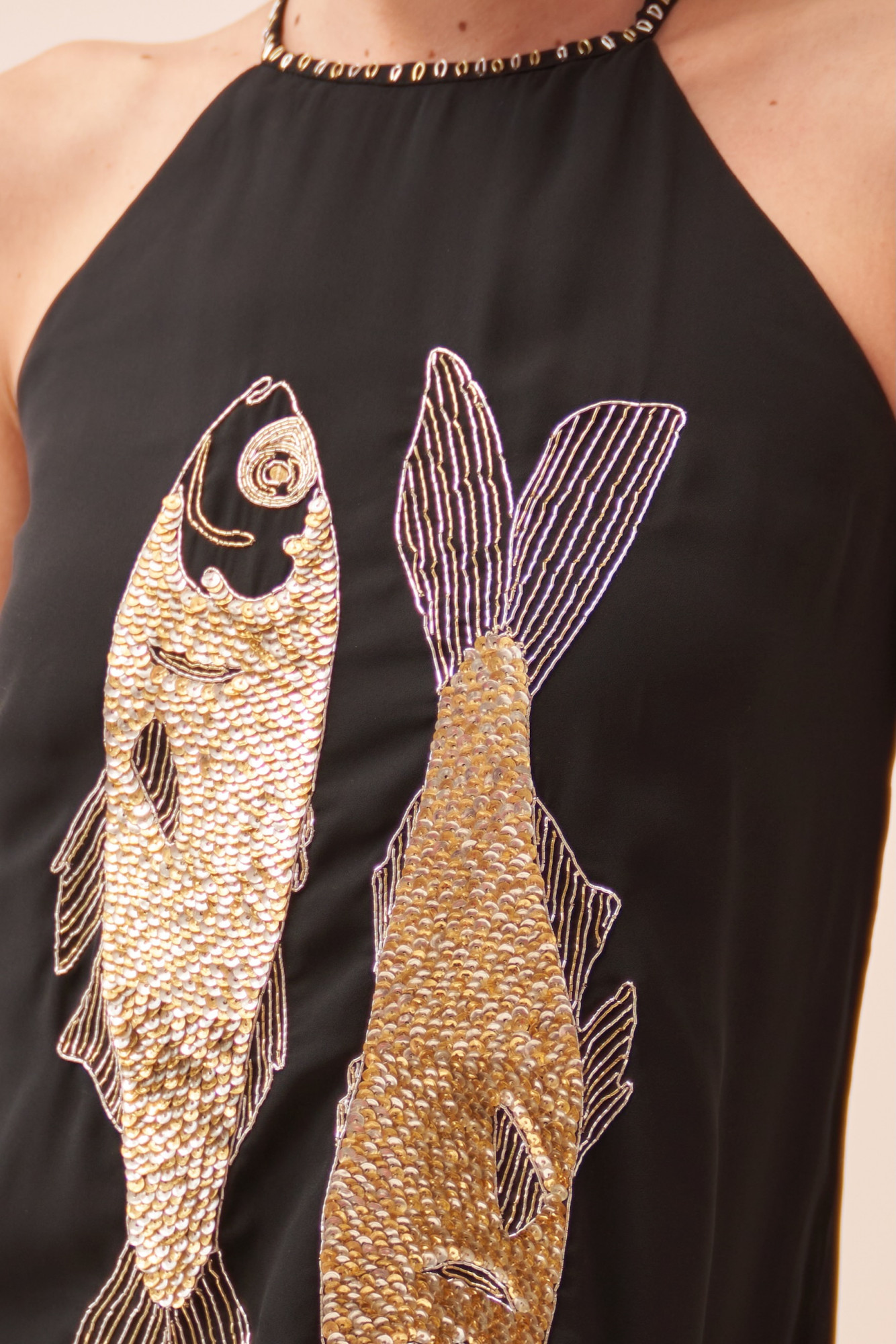 CASABLANCA BLACK SHORT LENGTH DRESS WITH SEQUIN AND DABKA FISH MOTIF HAND EMBROIDERY