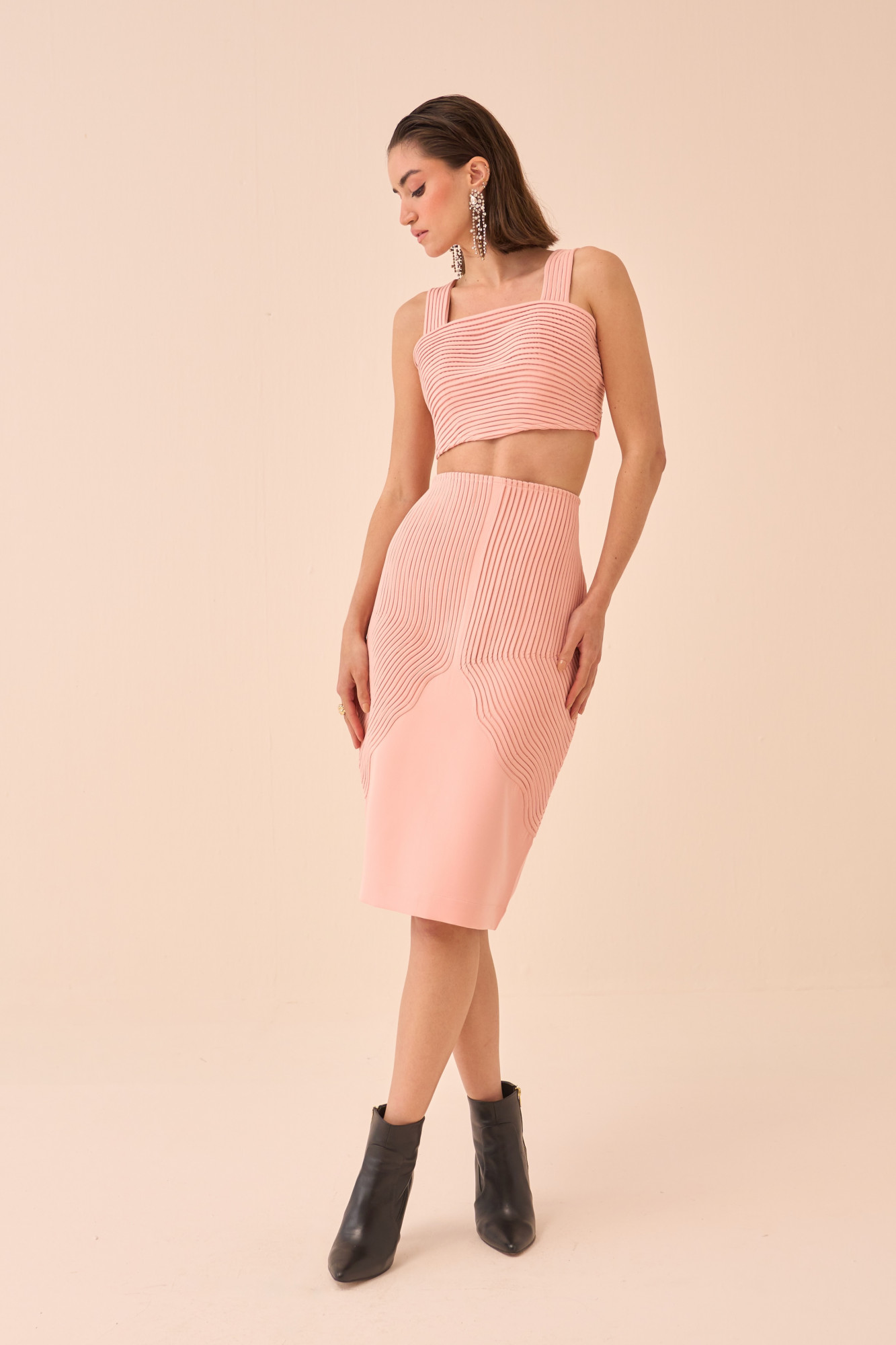 CASABLANCA LIGHT PINK COLOUR CROP TOP AND SKIRT CO-ORD SET WITH SELF FABRIC PIPING DETAILING ALL OVER