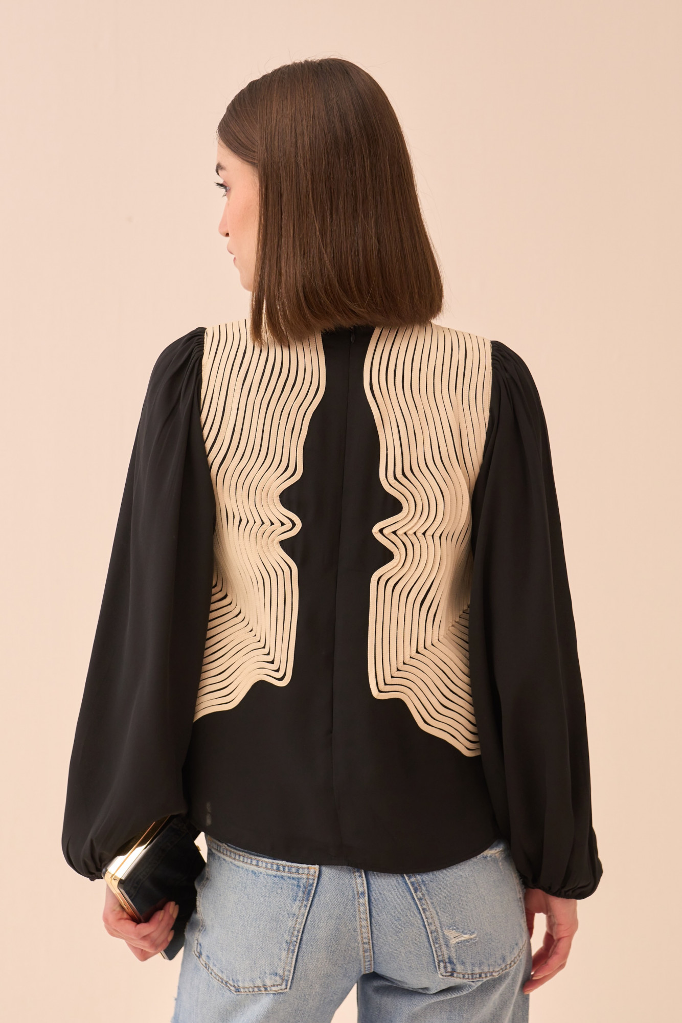 CASABLANCA BLACK COLOUR TOP WITH FULL LENGTH SLEEVES AND CREAM COLOUR PIPING DETAILING