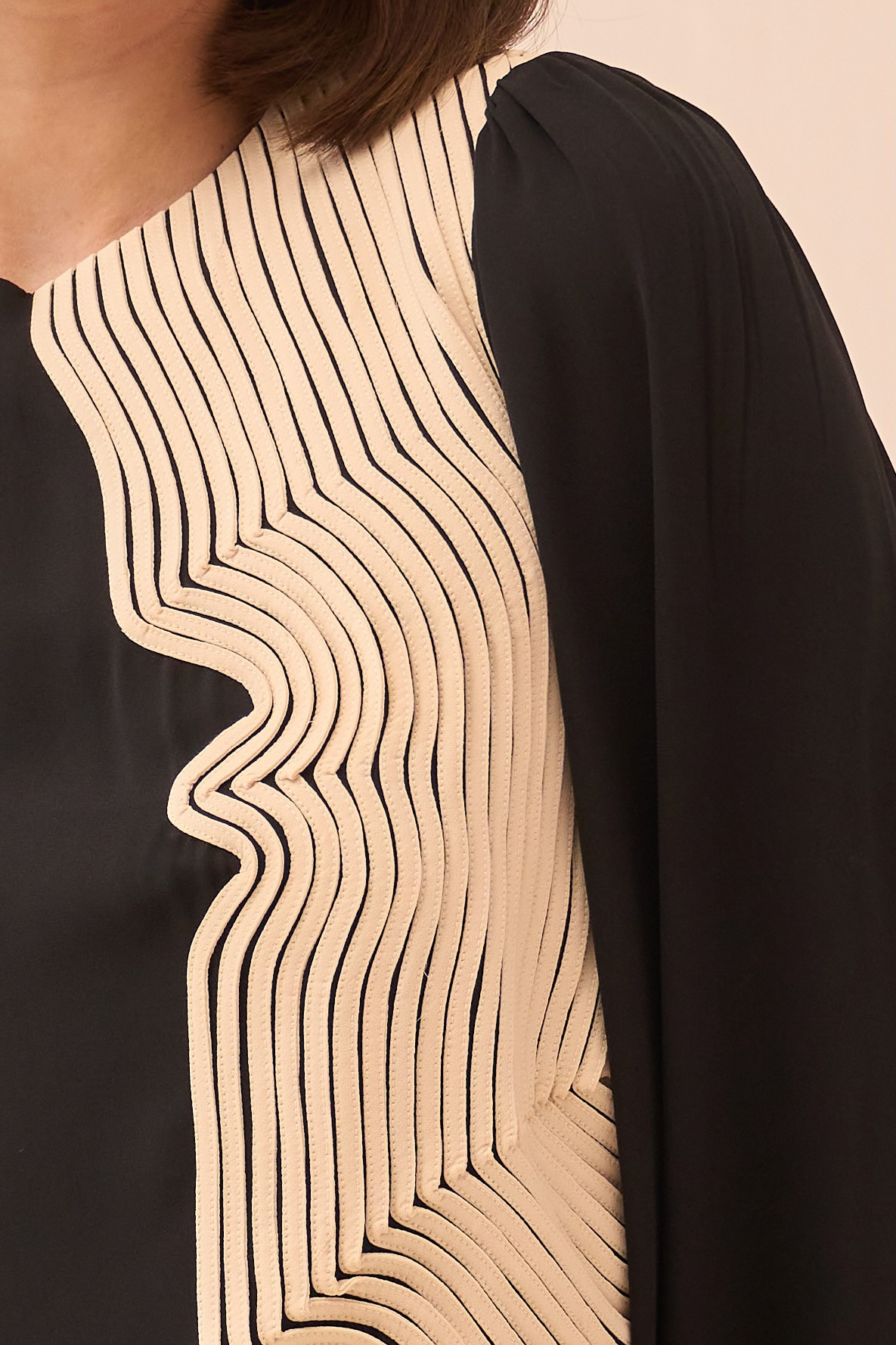 CASABLANCA BLACK COLOUR TOP WITH FULL LENGTH SLEEVES AND CREAM COLOUR PIPING DETAILING