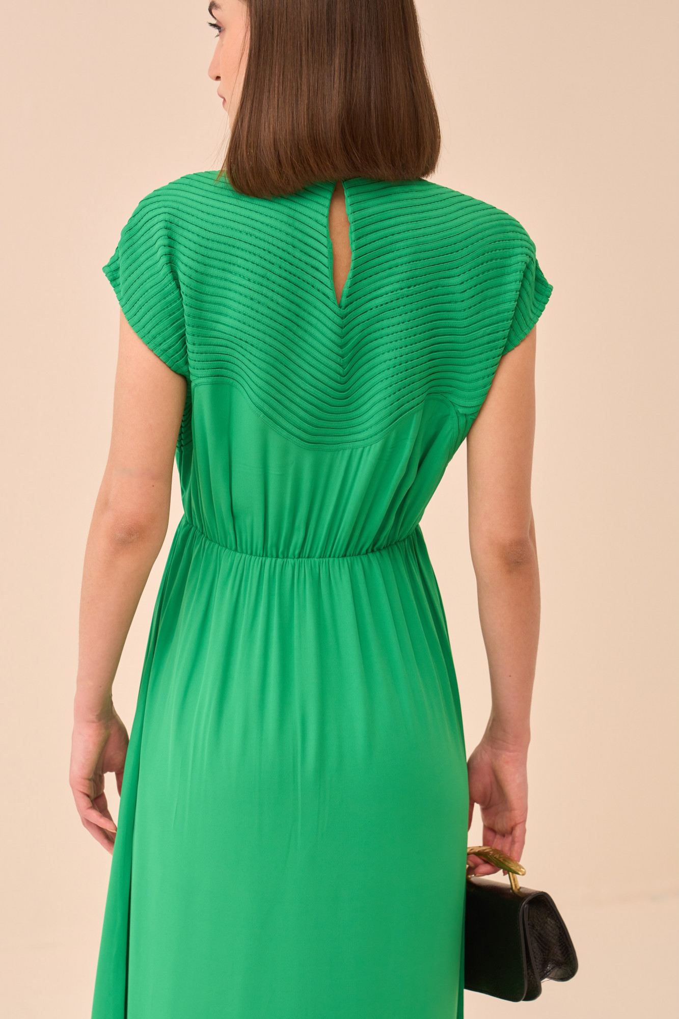 CASABLACNA GREEN COLOUR EXTENDED SHOULDER SLEEVES MIDI LENGTH DRESS WITH SELF FABRIC PIPING DETAIL