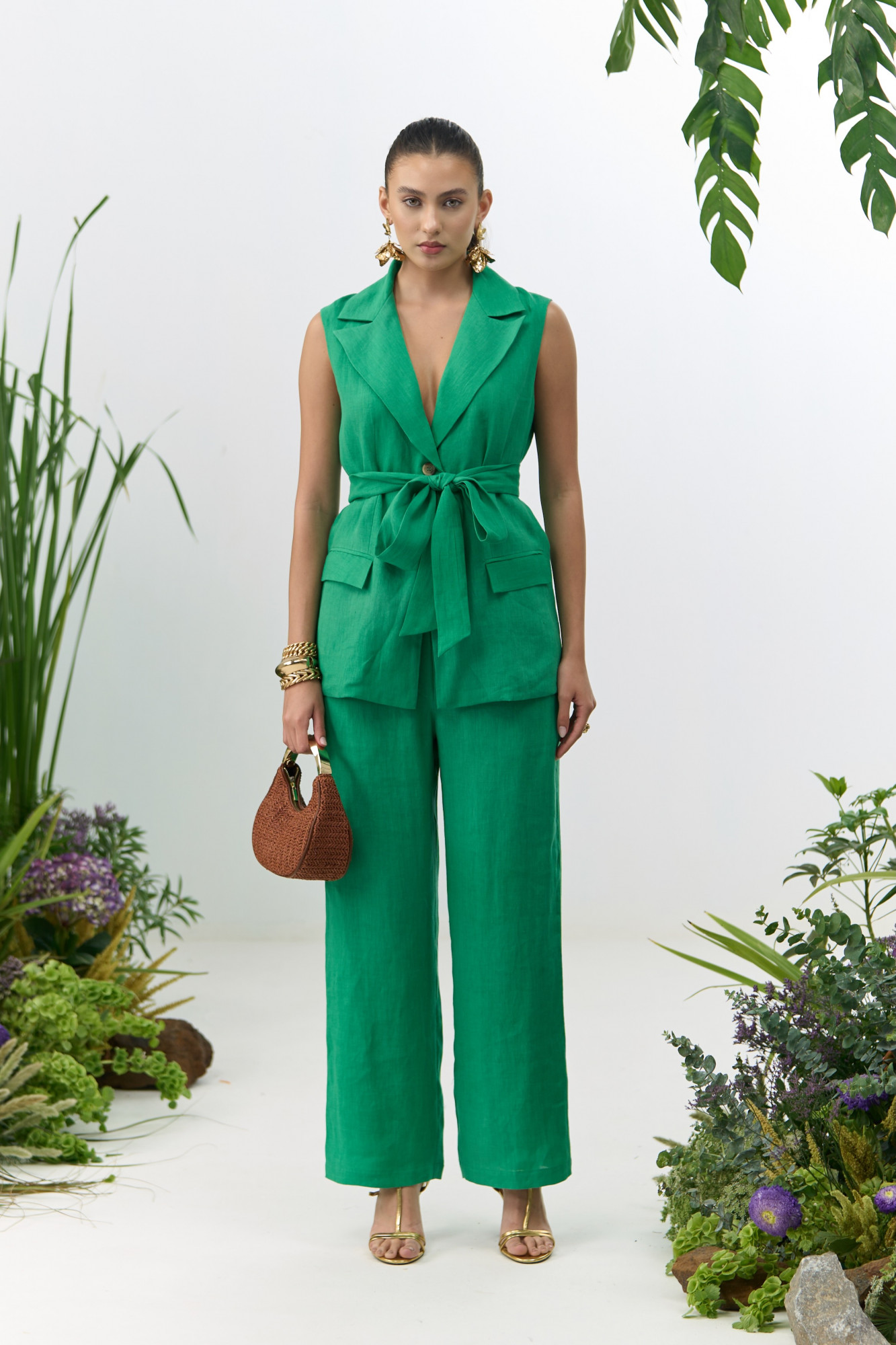 ATELIER RIVIERA SOLID GREEN COLOR COTTON LINEN SLEEVELESS JACKET PANTS CO-ORDSET