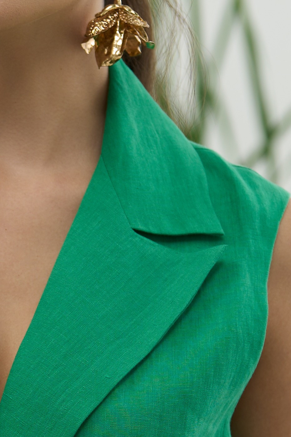 ATELIER RIVIERA SOLID GREEN COLOR COTTON LINEN SLEEVELESS JACKET  PANTS CO-ORDSET