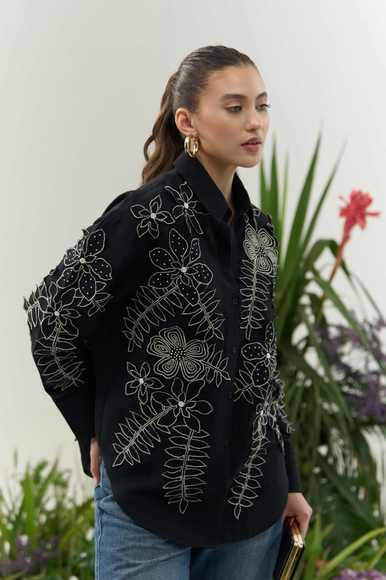 ATELIER RIVIERA BLACK COLOR COTTON LINEN SHIRT WITH 3D FLOWER EMBROIDERY