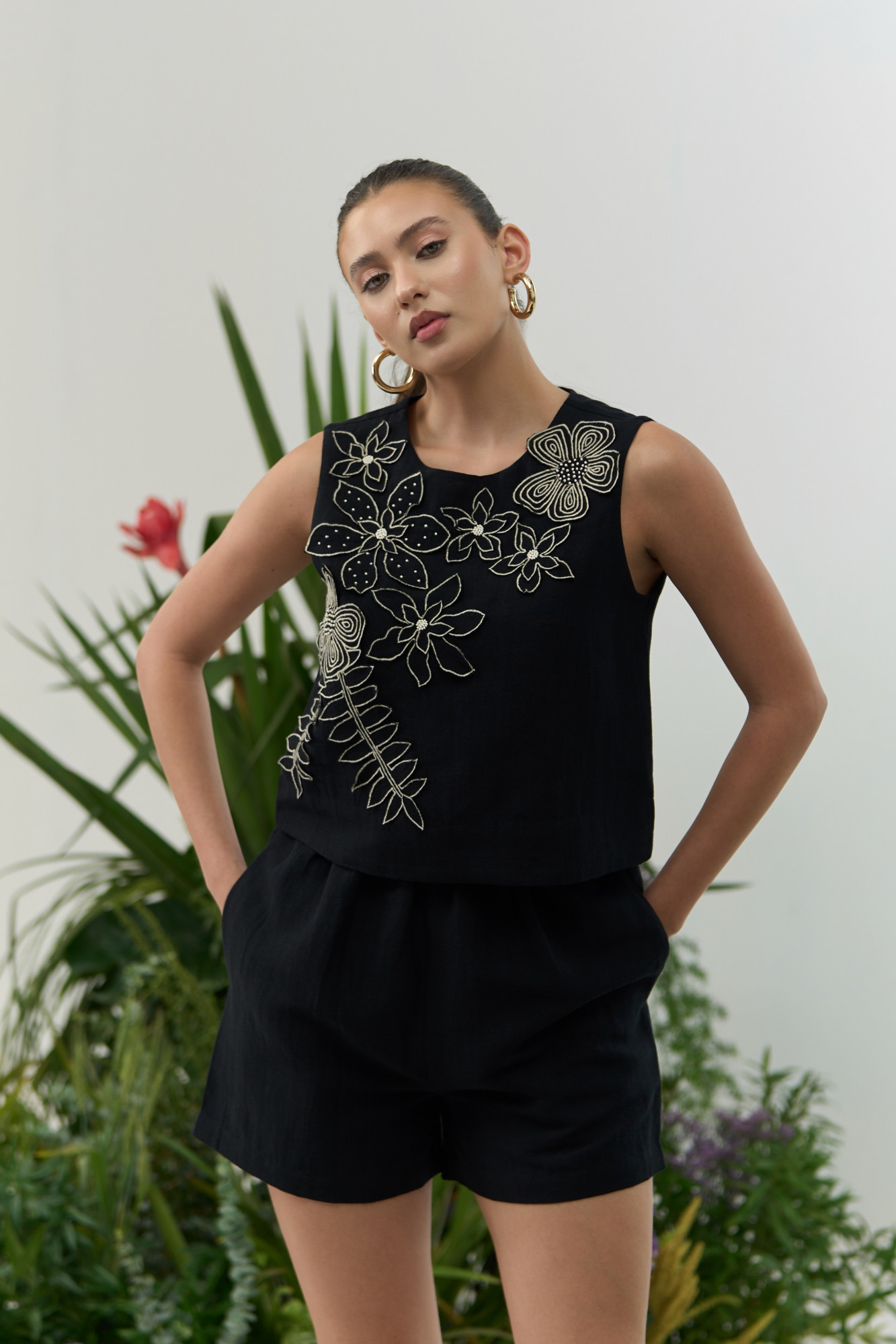 ATELIER RIVIERA BLACK COTTON LINEN SLEEVELESS TOP SHORTS CO-ORD SET WITH 3D FLOWER EMBROIDERY