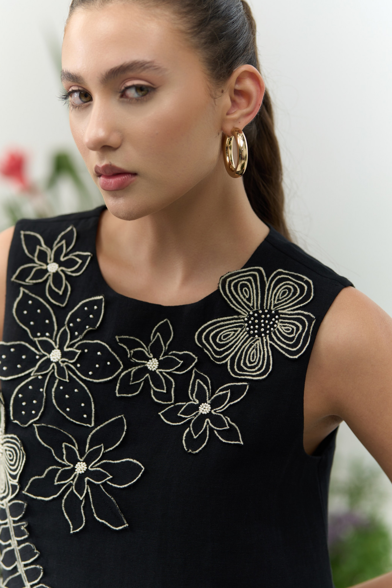 ATELIER RIVIERA BLACK COTTON LINEN SLEEVELESS TOP SHORTS CO-ORD SET WITH 3D FLOWER EMBROIDERY