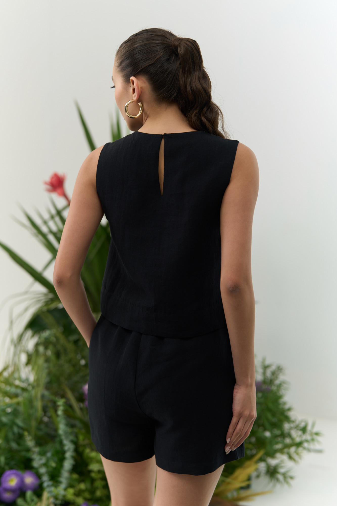 ATELIER RIVIERA BLACK COTTON LINEN SLEEVELESS TOP SHORTS CO-ORD SET WITH 3D FLOWER EMBROIDERY