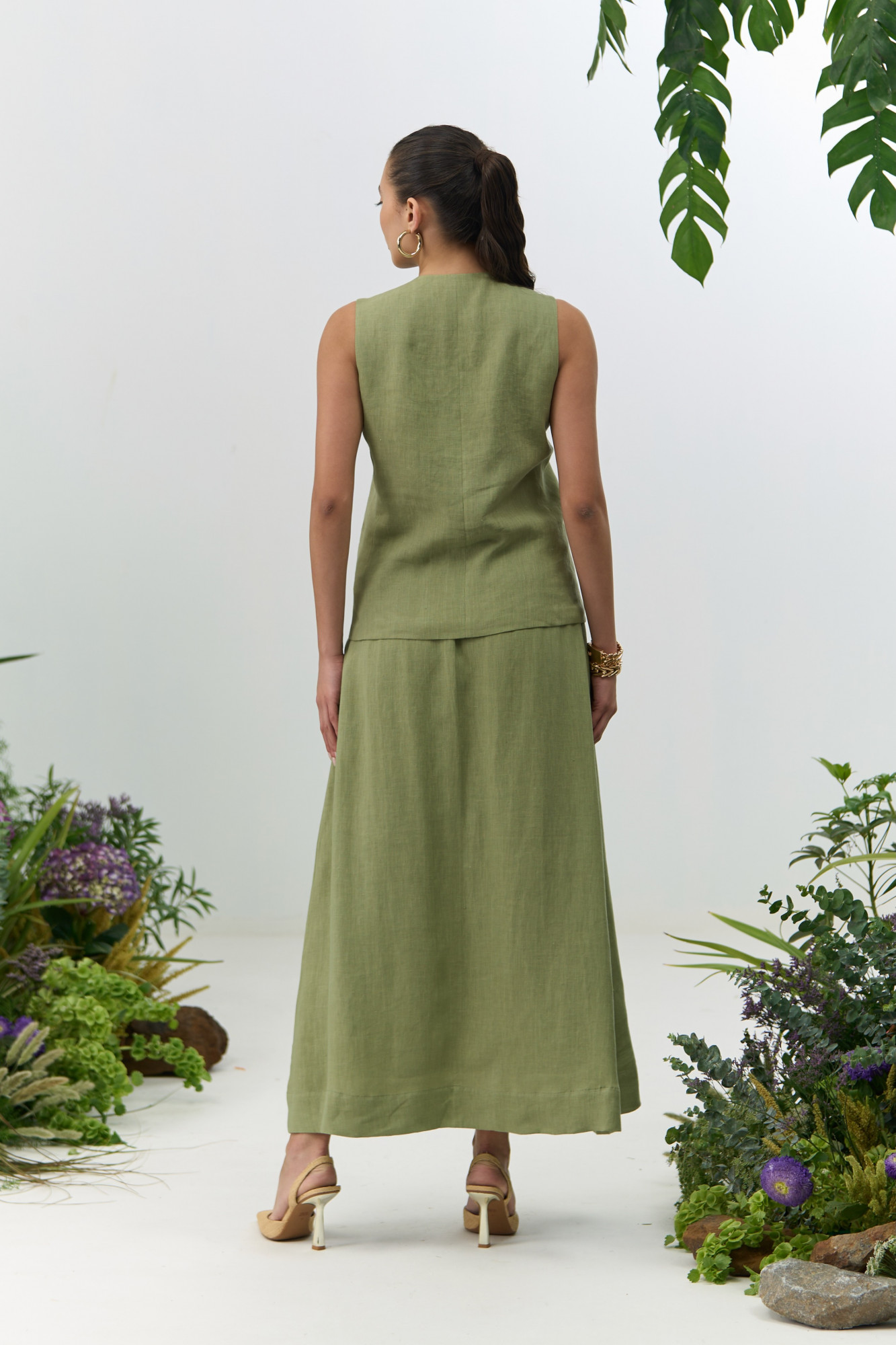 ATELIER RIVIERA OLIVE COLOR SLEEVELESS JACKET MIDI LENGTH SKIRT CO-ORD SET