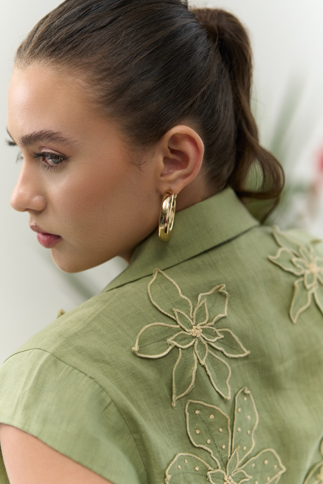ATELIER RIVIERA OLIVE COLOR COTTON LINEN CROPPED JACKET PANTS CO-ORD SET WITH 3D FLOWER EMBROIDERY