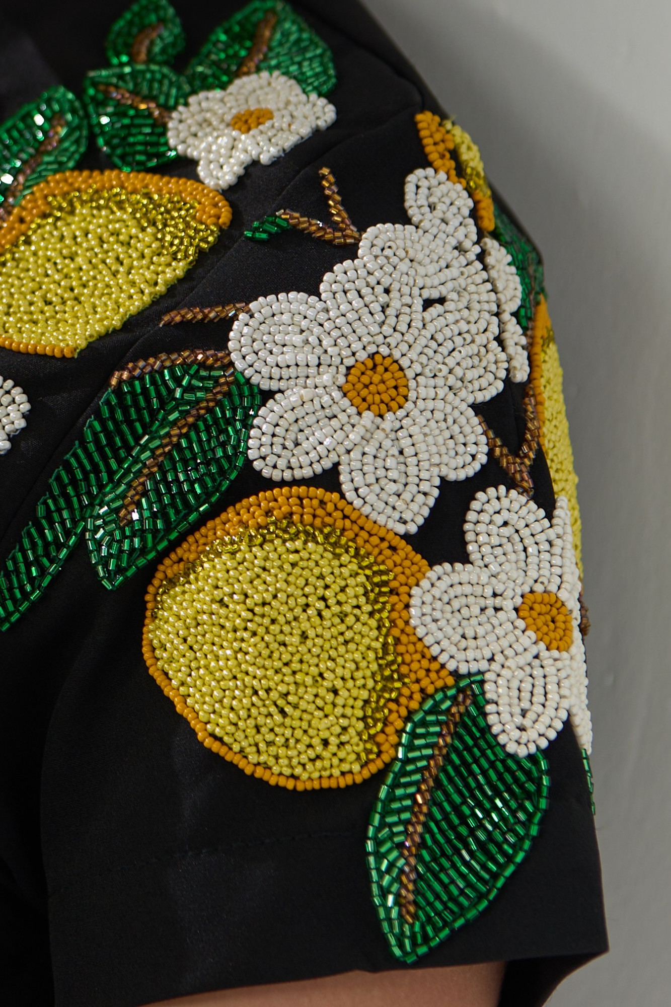 ATELIER RIVIERA BLACK COLOR KNEE LENGTH SHORT SLEEVES DRESS WITH HANDCRAFTED LEMON EMBROIDERY