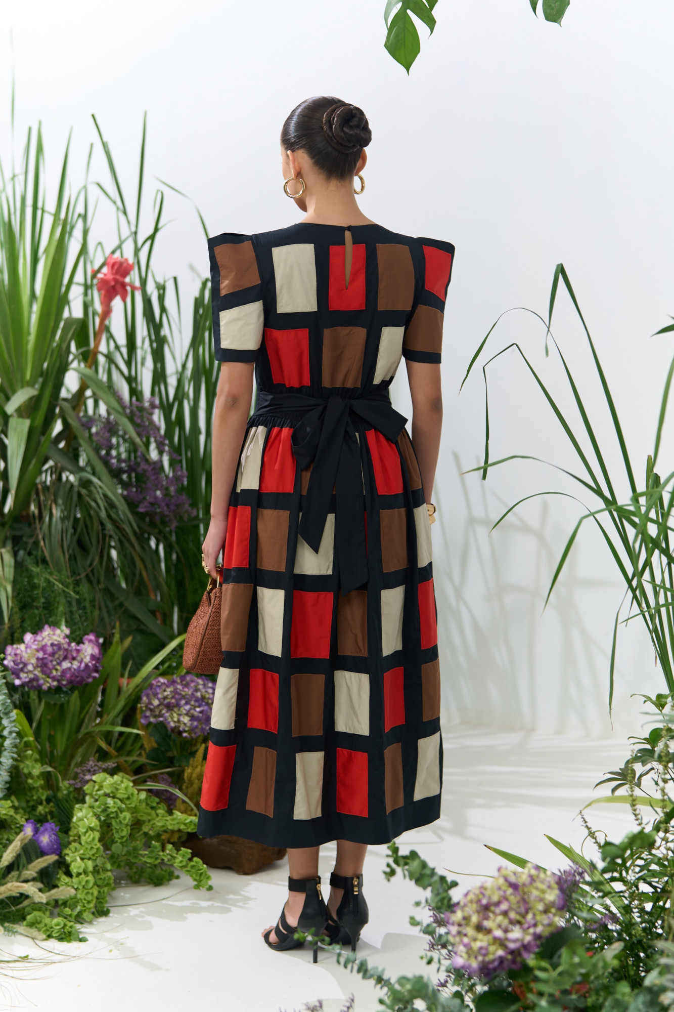 ATELIER RIVIERA BLACK COTTON MIDI LENGTH DRESS WITH BOX SHAPE SLEEVES AND PATCHWORK EMBROIDERY