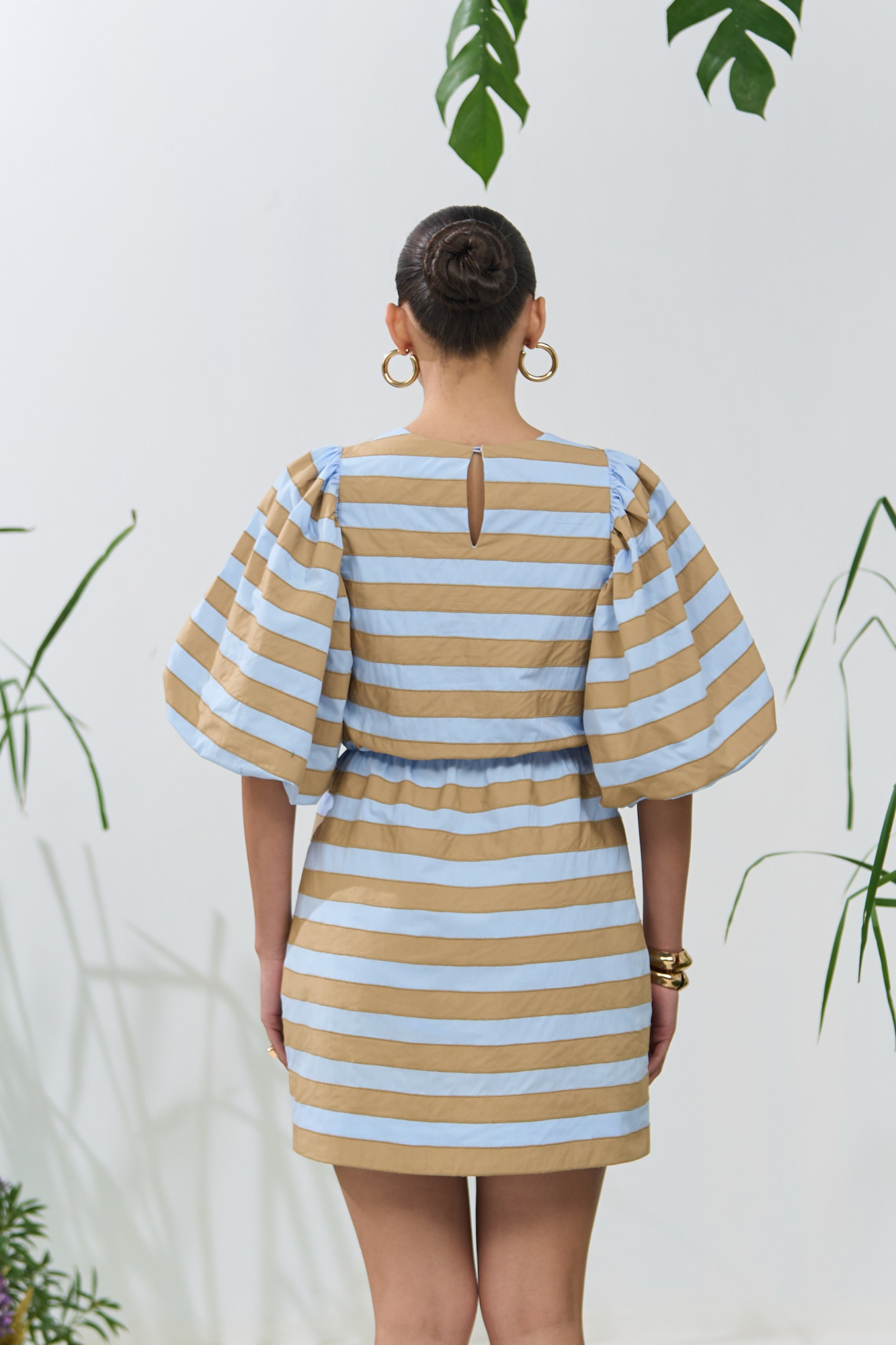 ATELIER RIVIERA LIGHT BLUE COTTON DRESS WITH PUFF SLEEVES AND BEIGE FABRIC STRIPES PATCHWORK