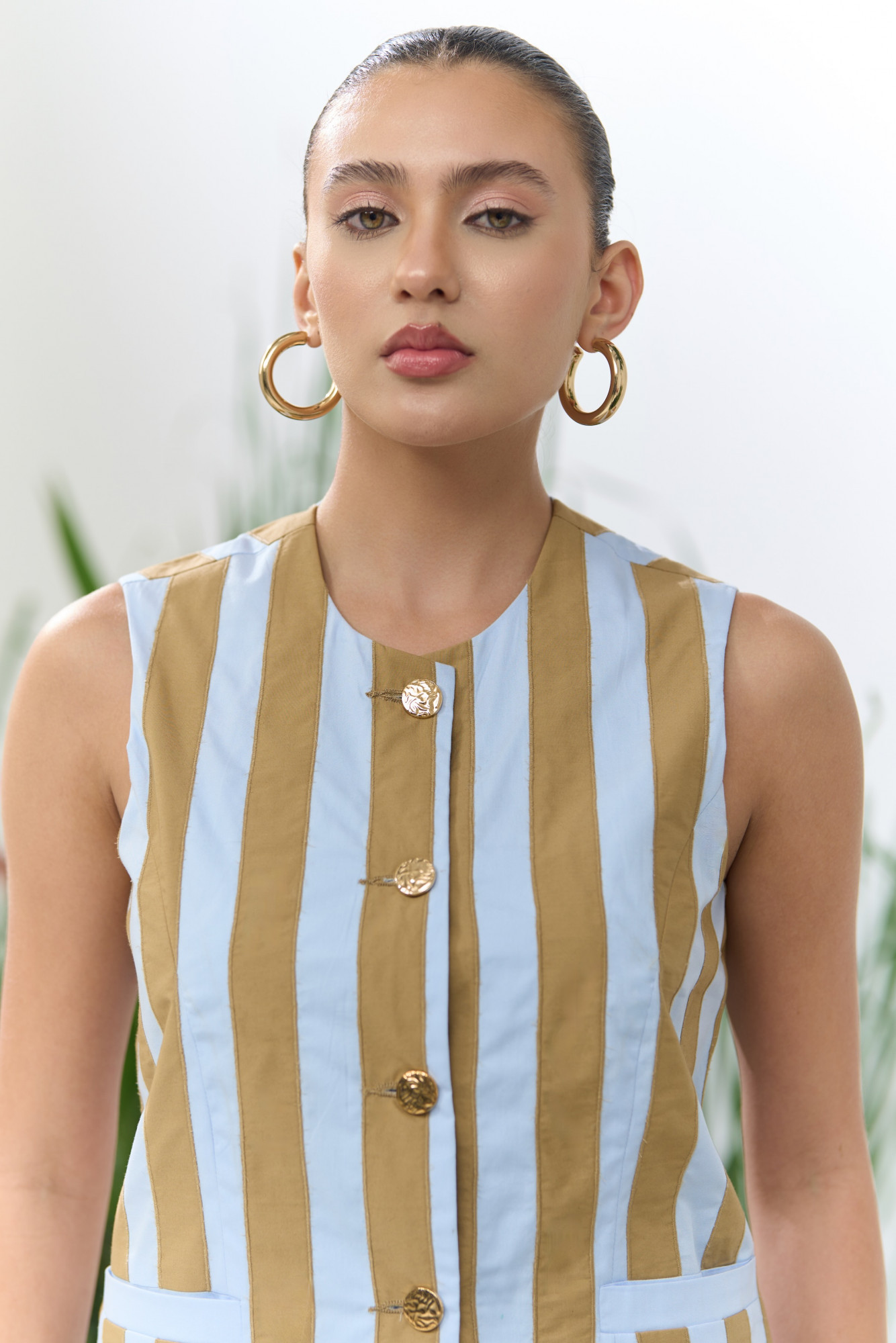 ATELIER RIVIERA LIGHT BLUE COTTON SLEEVELESS JACKET WITH BEIGE COLOR FABRIC STRIPE PATCH EMBROIDERY