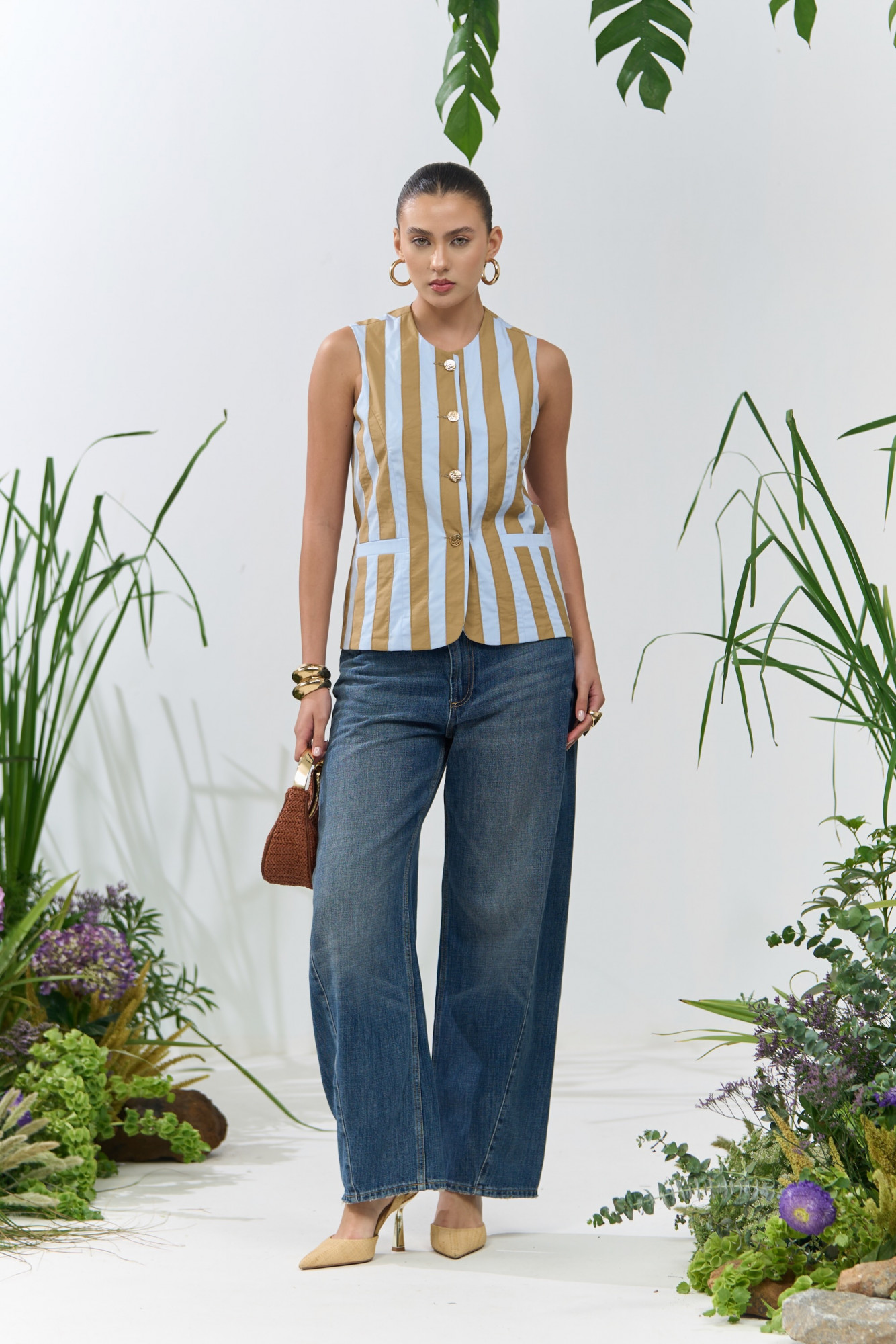 ATELIER RIVIERA LIGHT BLUE COTTON SLEEVELESS JACKET WITH BEIGE COLOR FABRIC STRIPE PATCH EMBROIDERY