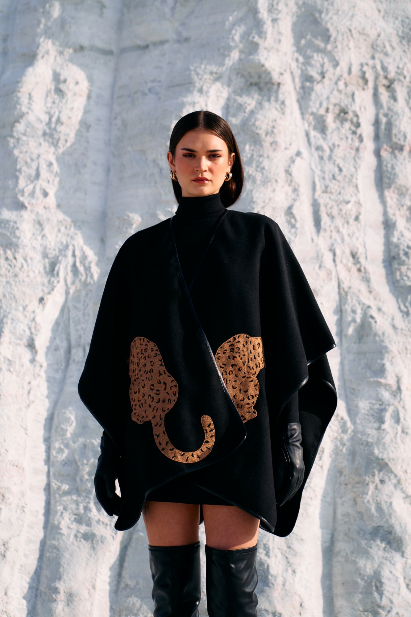 MATERIAL GIRL 02 JADE BLACK COLOR FELT FABRIC CAPE WITH LEOPARD EMBROIDERY