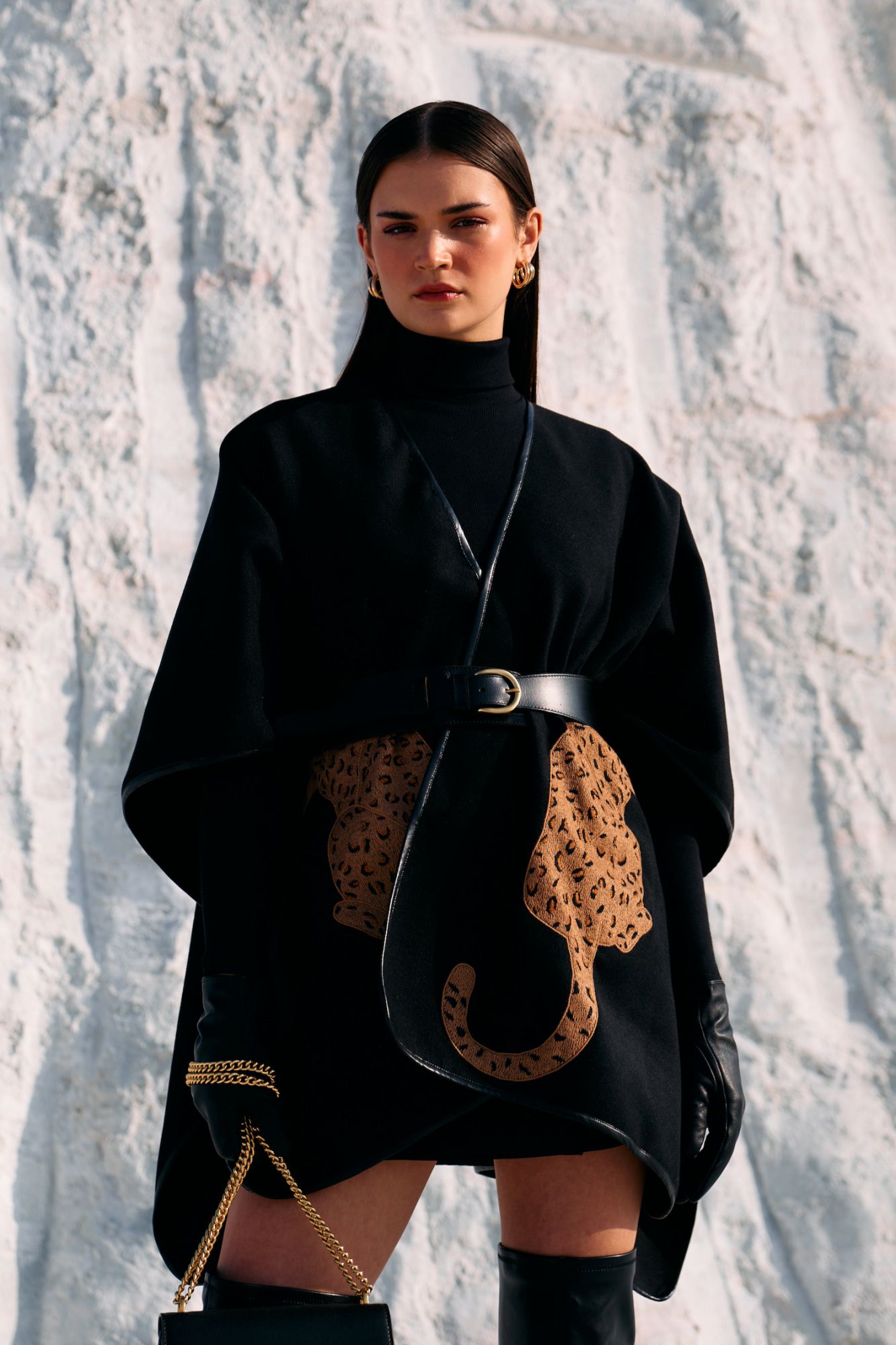 MATERIAL GIRL 02 JADE BLACK COLOR FELT FABRIC CAPE WITH LEOPARD EMBROIDERY