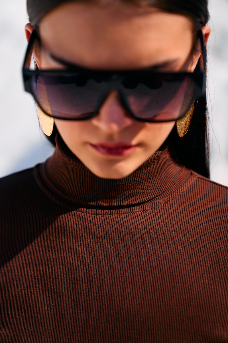 MATERIAL GIRL 02 WALNUT BROWN COLOR KNITS MIDI LENGTH DRESS WITH TURTLE NECK AND FULL SLEEVES