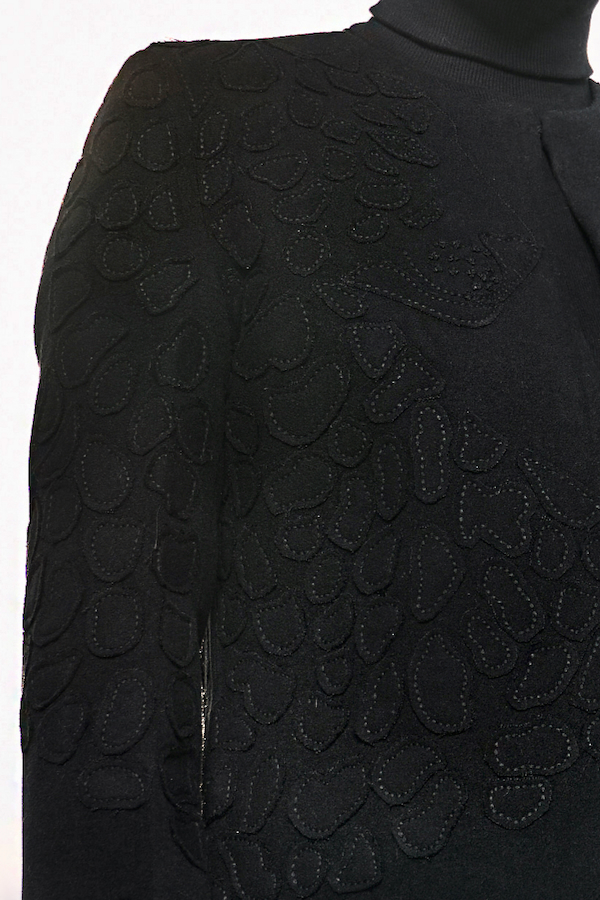 MATERIAL GIRL 02 BLACK FELT FABRIC SHORT LENGTH ROUND NECK JACKET WITH FUR CUFFS AND PATCH EMBROIDERY ALL OVER