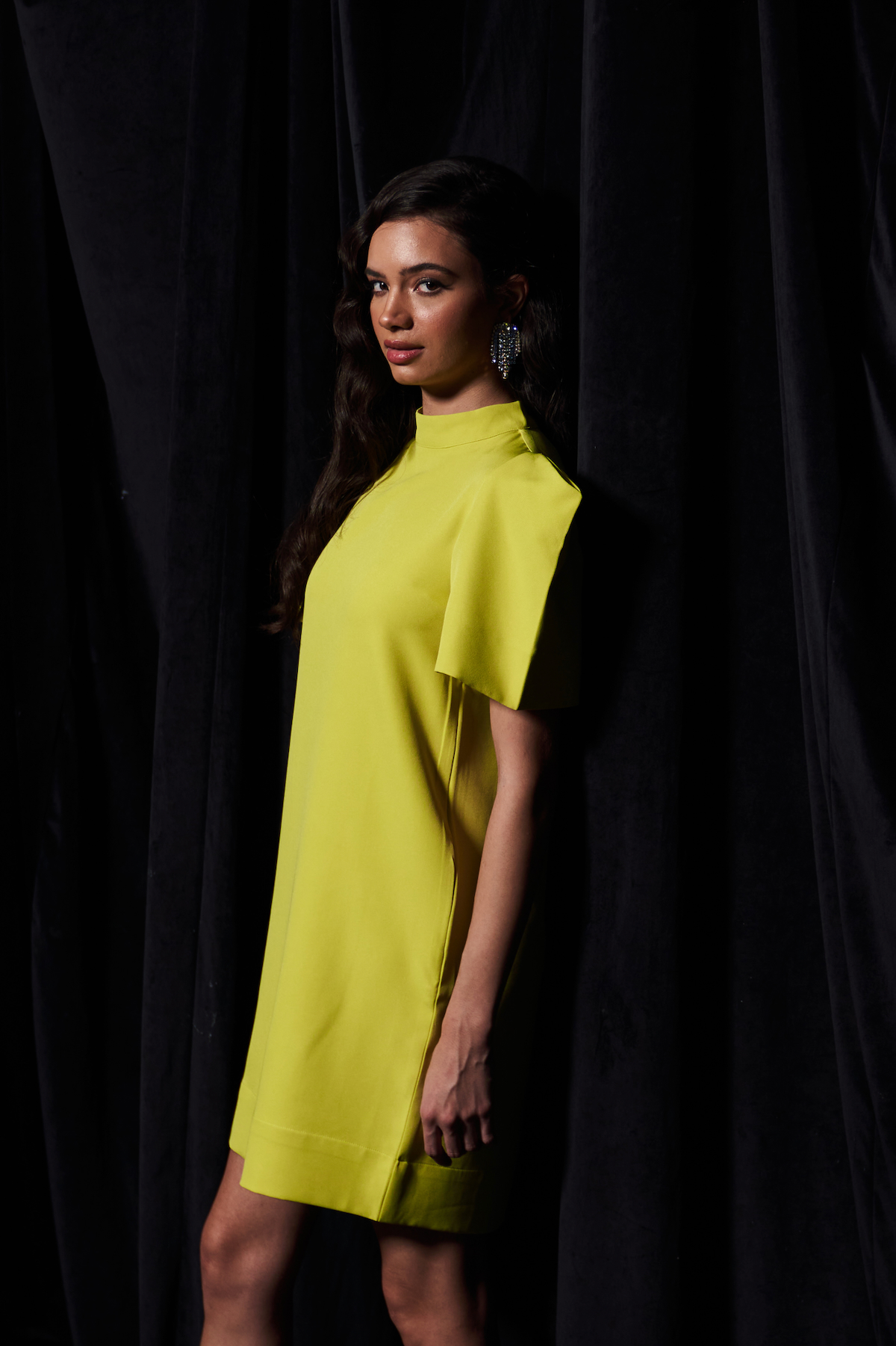 LEILA SOLID LIME GREEN COLOR KNEE LENGTH STRAIGHT FIT PARTY DRESS WITH BOX SLEEVES