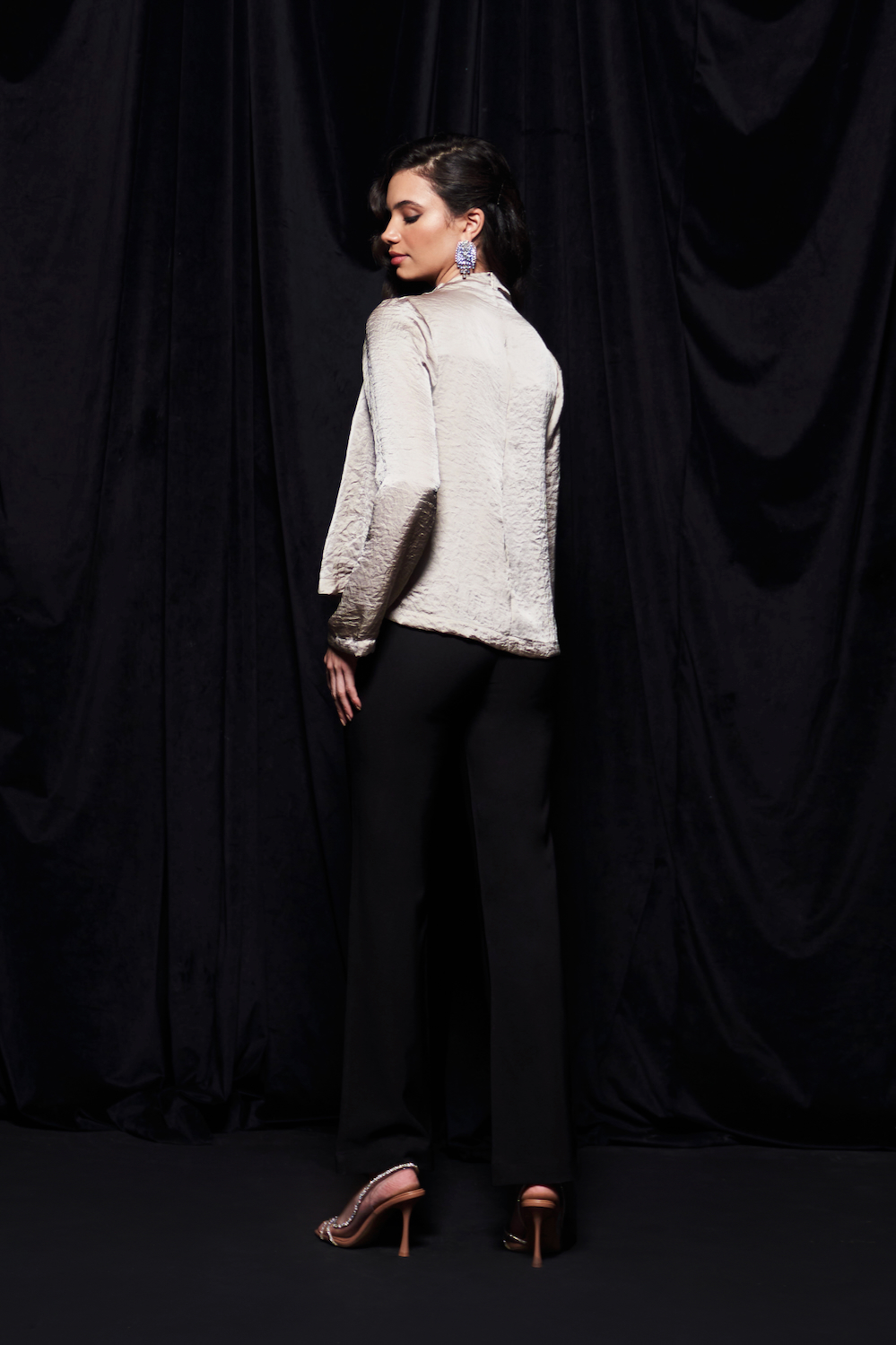 LEILA SILVER SAND COLOR TEXTURED SATIN LONG SLEEVES WAIST LENGTH TOP WITH PLEAT DETAILING AND ZIP AT THE BACK