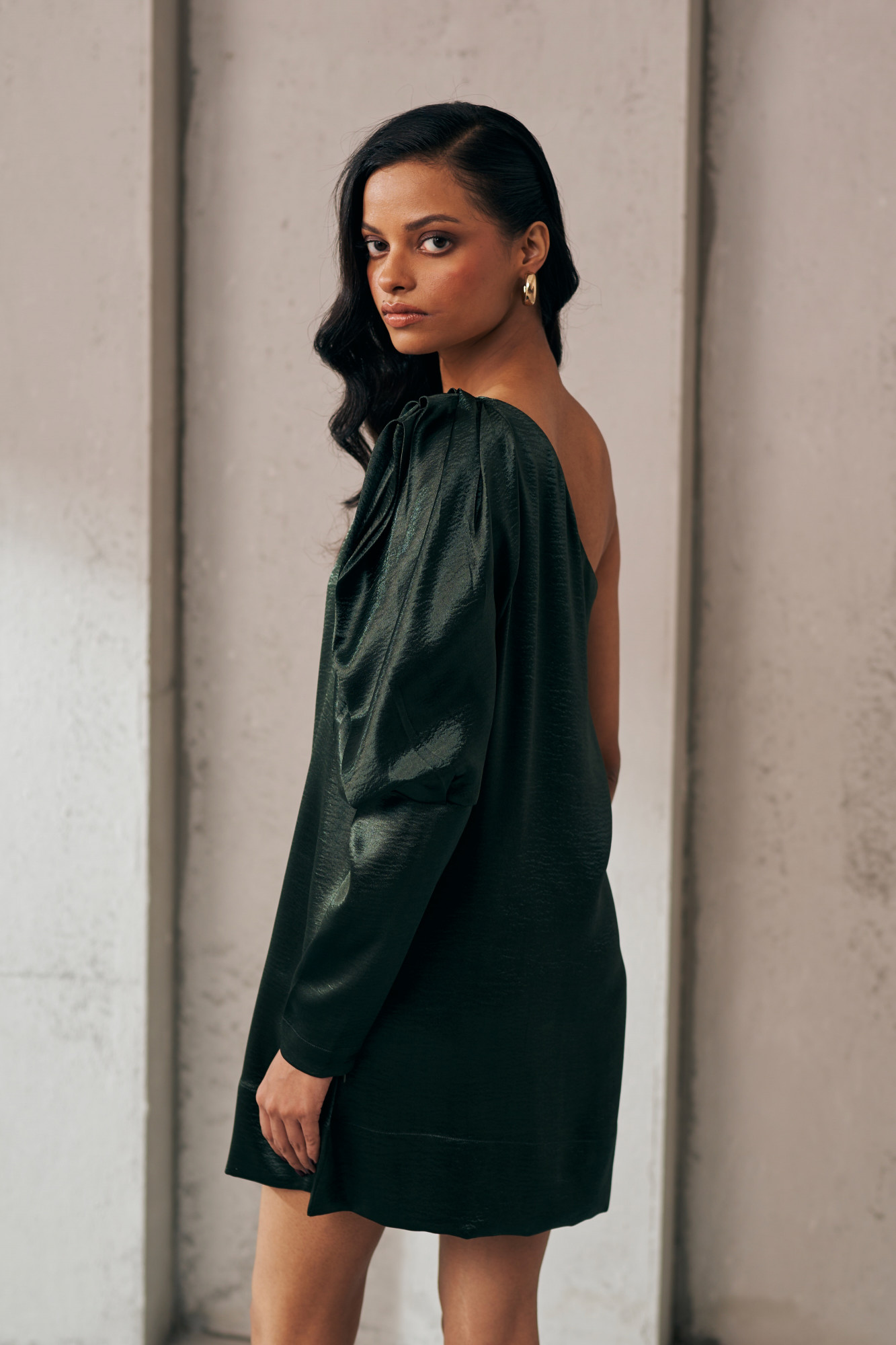 MIDNIGHT MIRAGE GREEN GLOW ONE SIDE SHOULDER DRESS