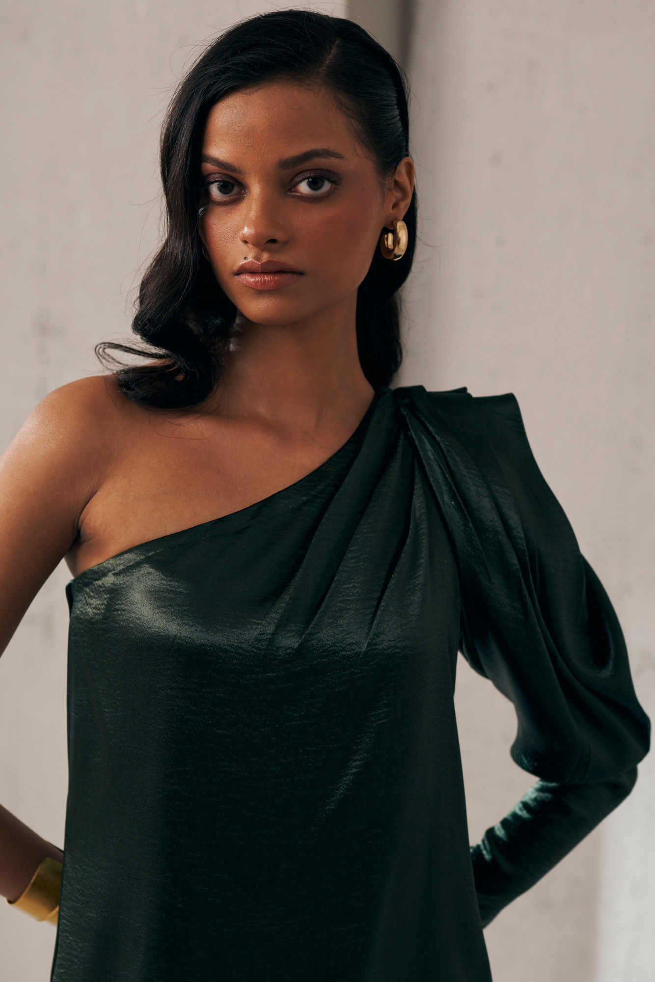 MIDNIGHT MIRAGE GREEN GLOW ONE SIDE SHOULDER DRESS