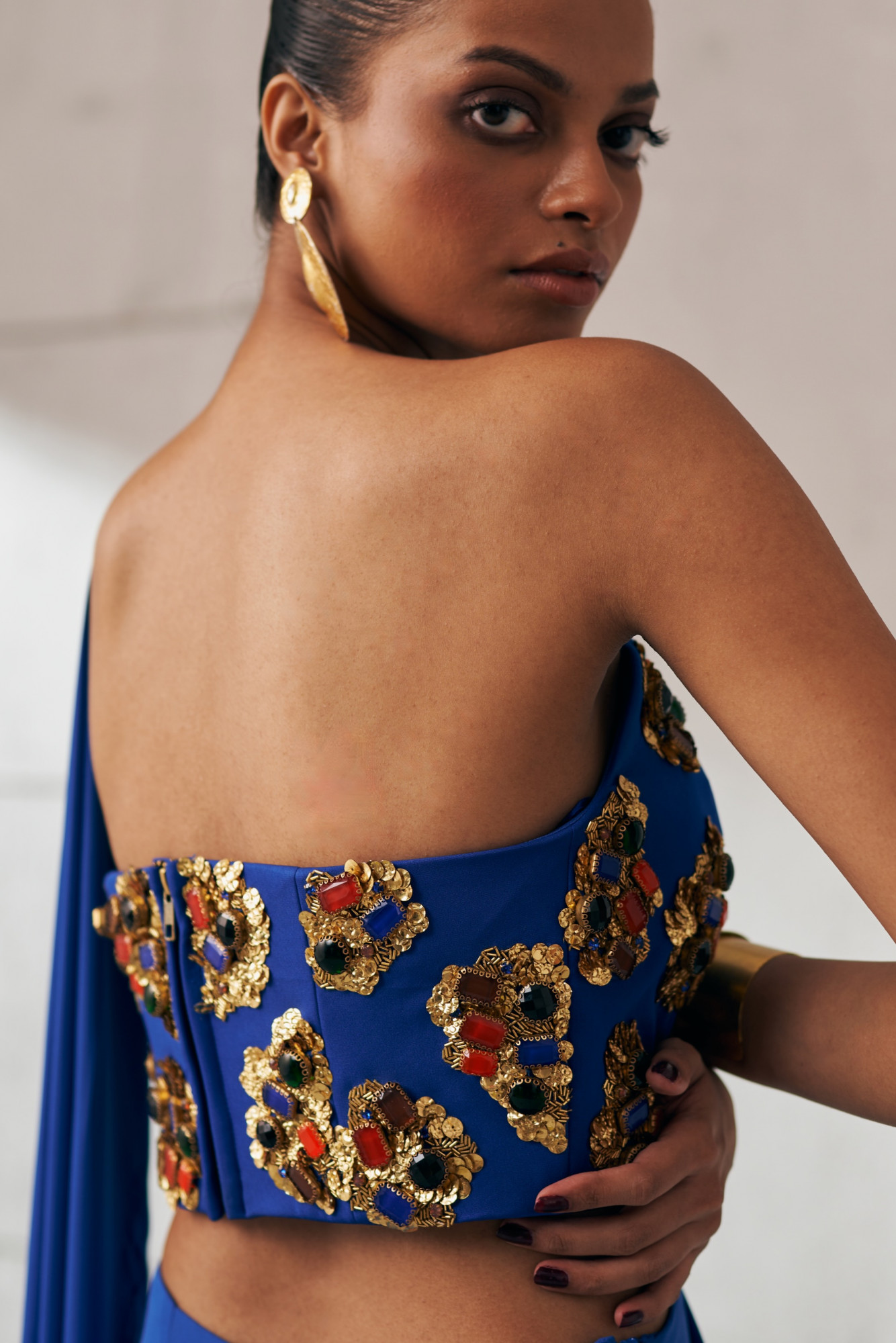 MIDNIGHT MIRAGE BLUE AND GOLD ZIP SARI