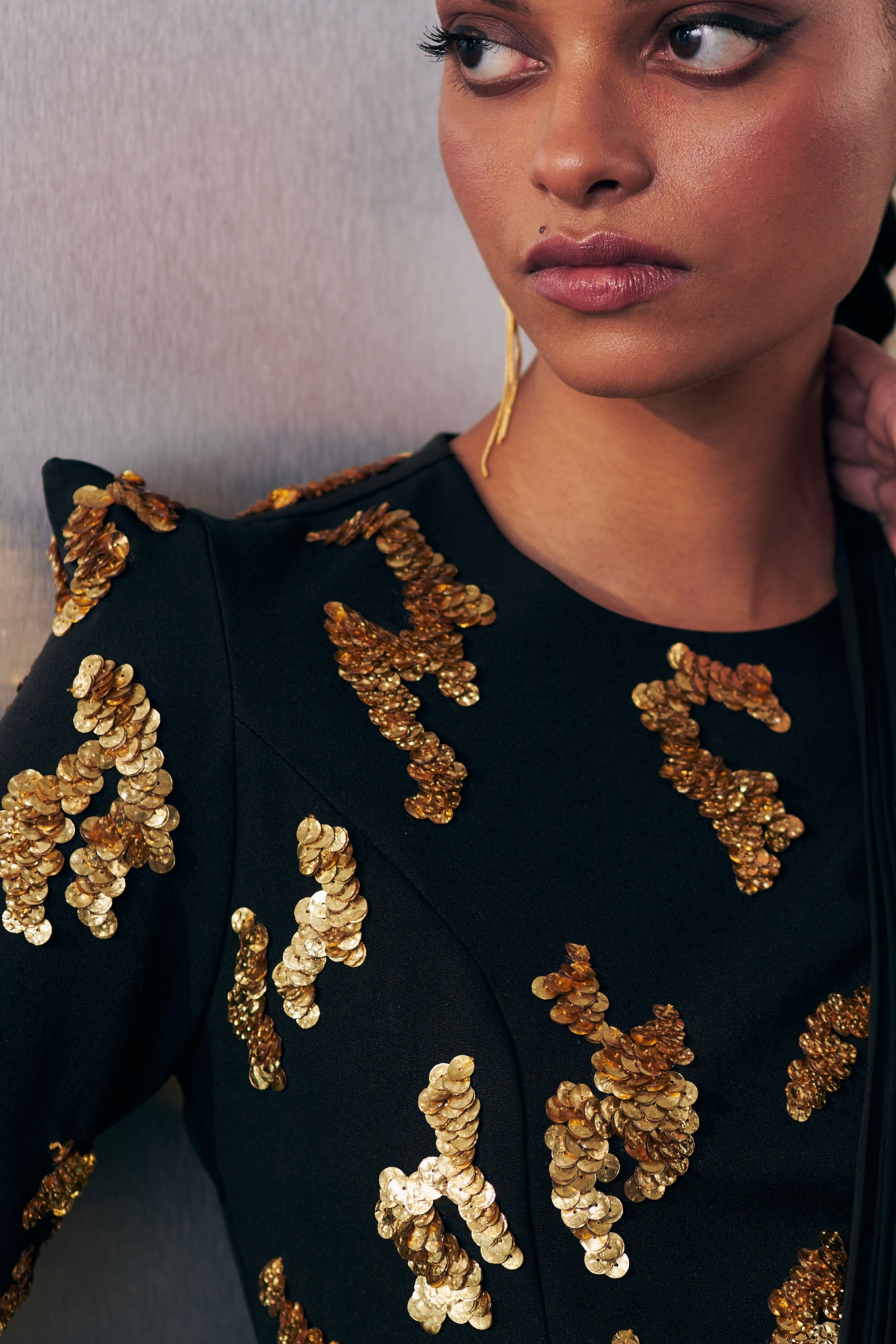 MIDNIGHT MIRAGE BLACK AND GOLD ZIP SARI