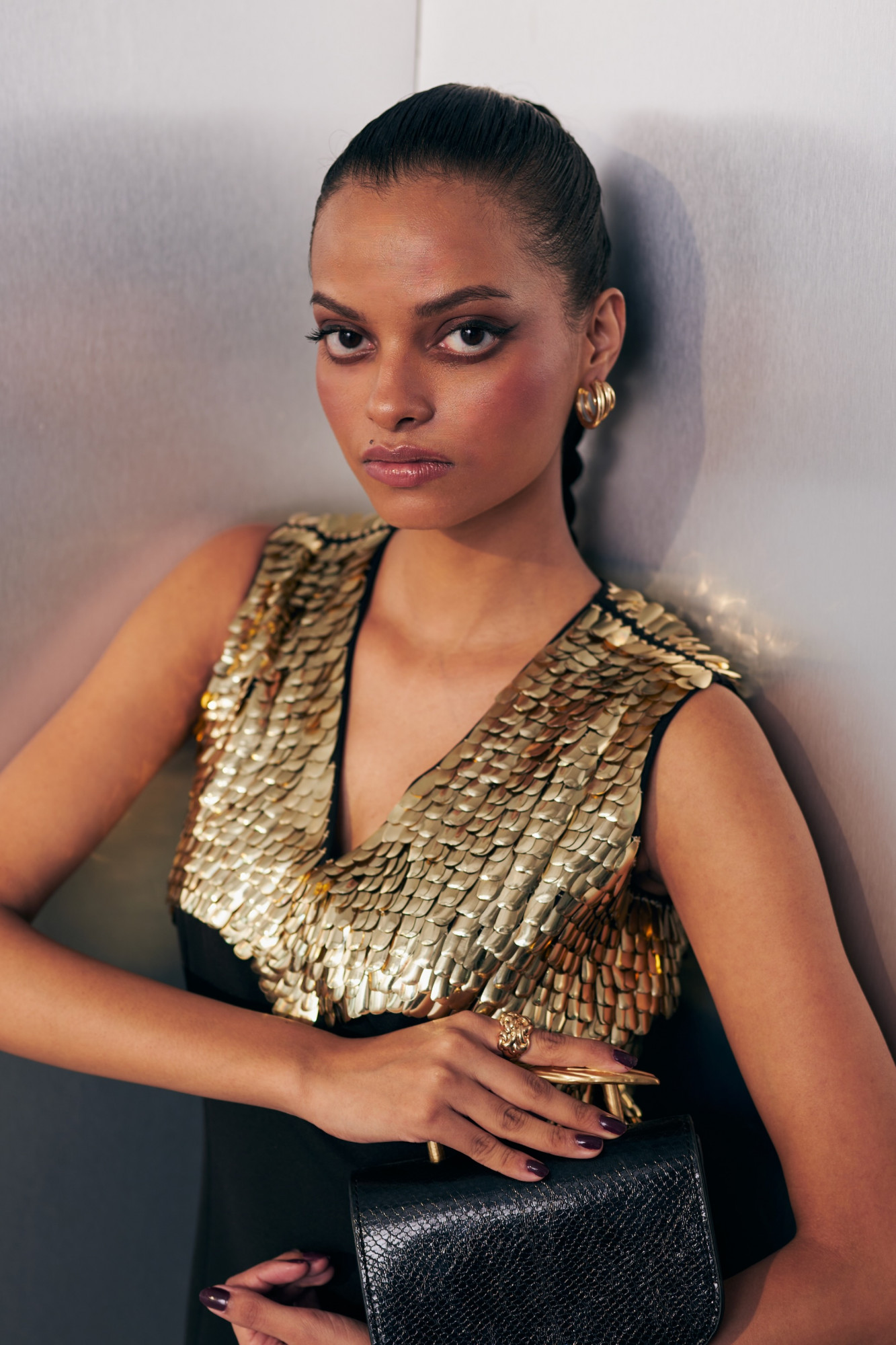 MIDNIGHT MIRAGE BLACK AND GOLD DRIZZLE SLEEVELESS DRESS