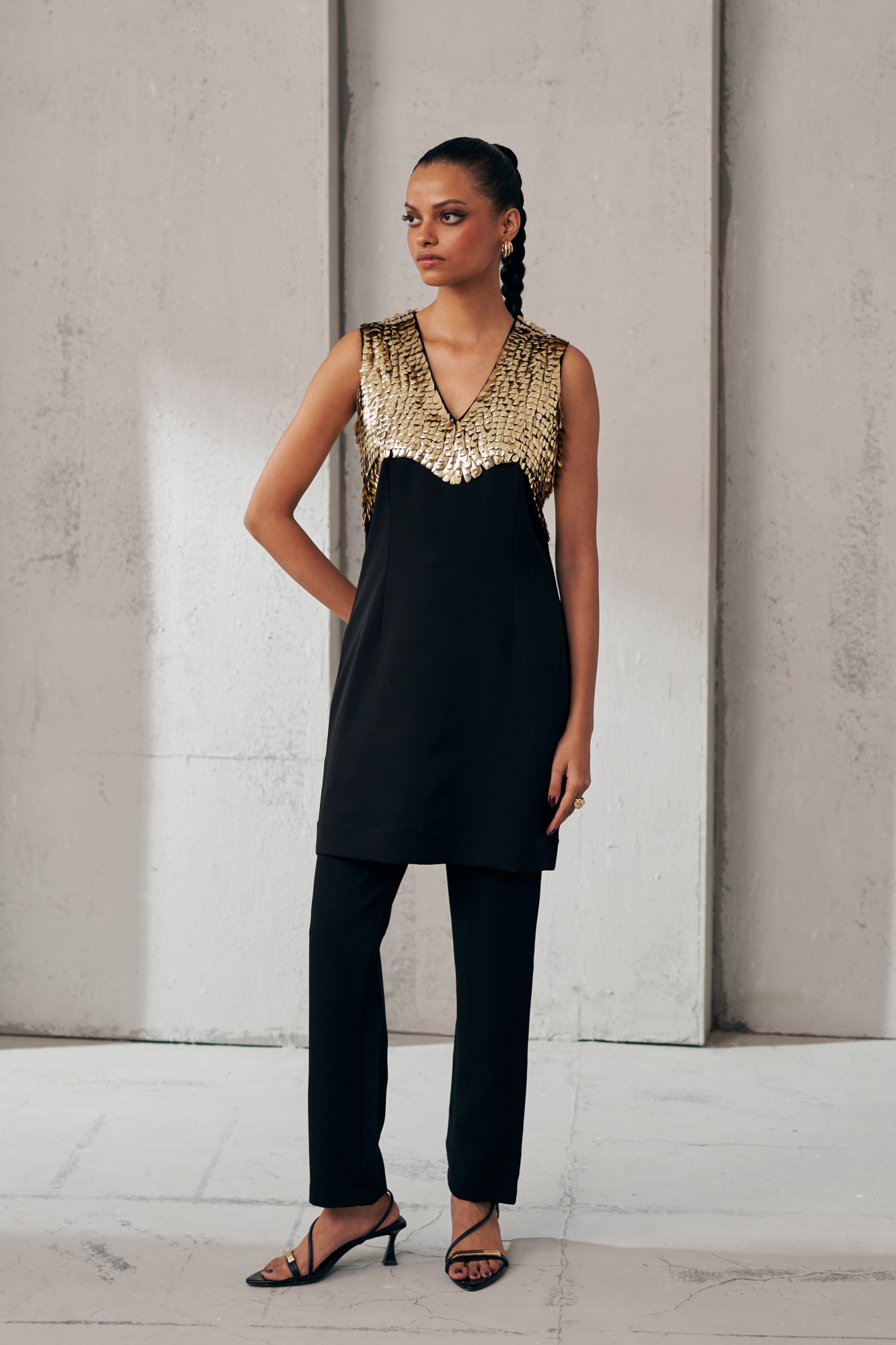 MIDNIGHT MIRAGE BLACK AND GOLD GLEAM CO-ORD SET