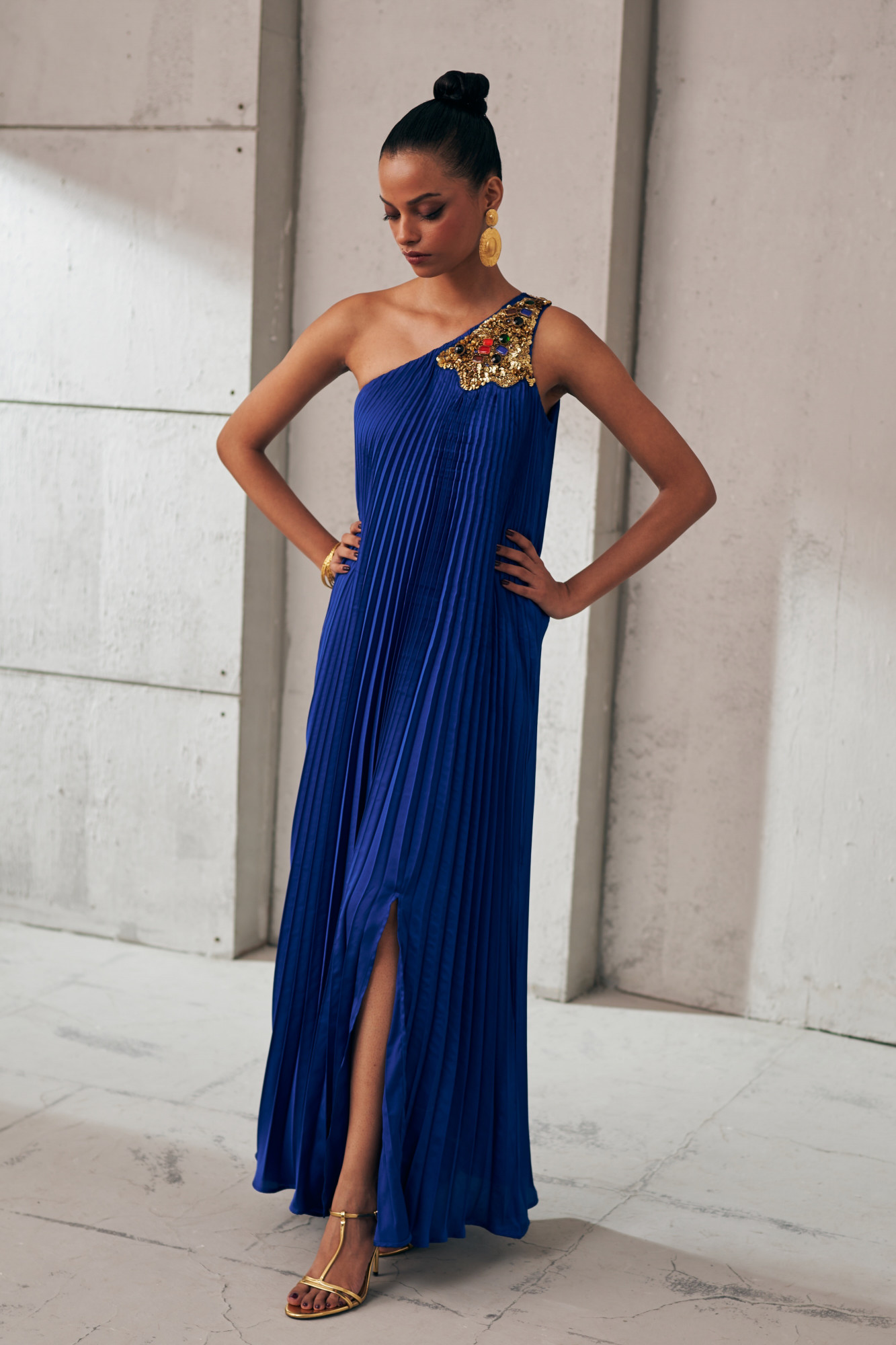 MIDNIGHT MIRAGE CELESTIAL BLUE PLEAT DRESS