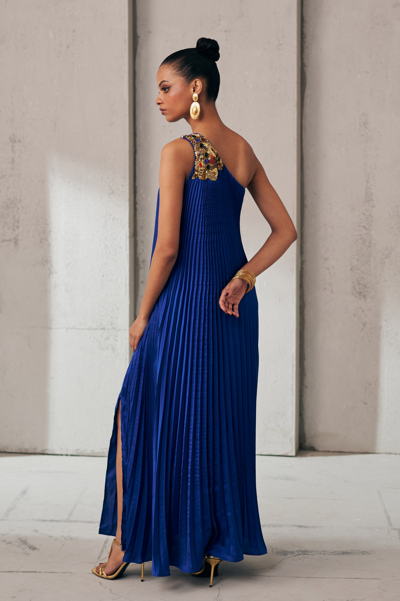MIDNIGHT MIRAGE CELESTIAL BLUE PLEAT DRESS
